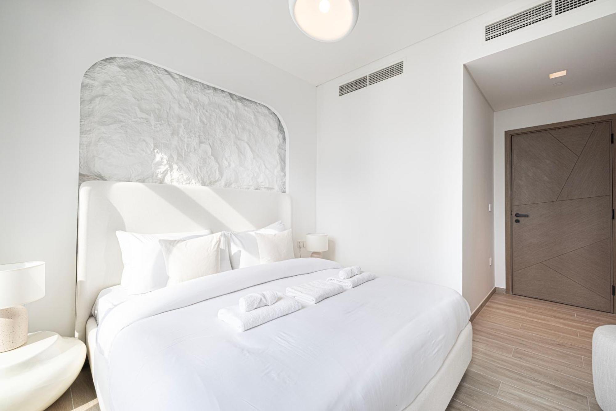 Appartement Elegant 1br With Skyline View In Creek Harbour *