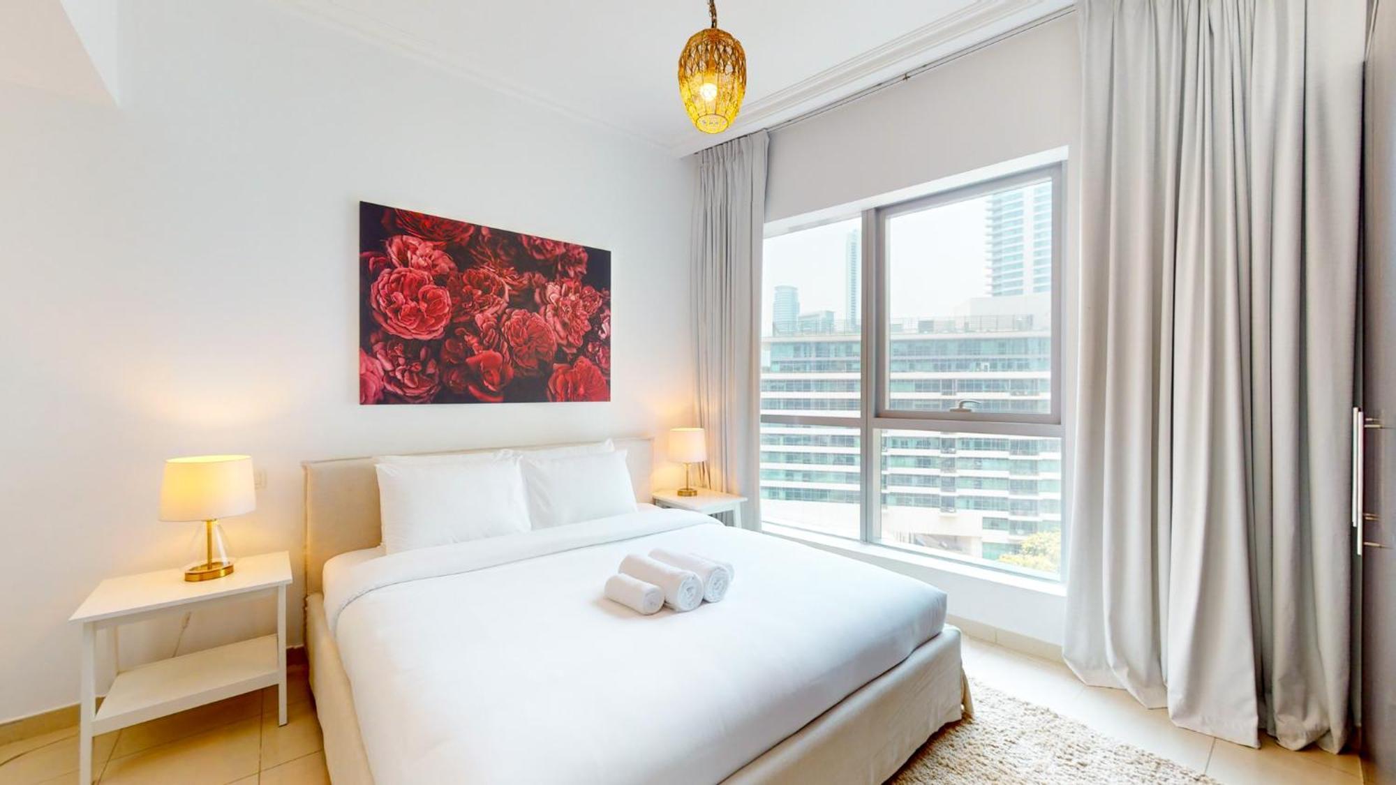Bay 2 - Charming One Bedroom Appartement *