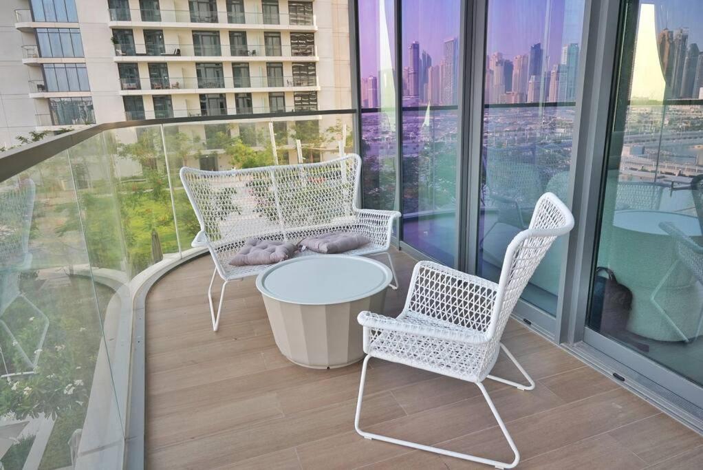 Spacious Beachfront Appartement *