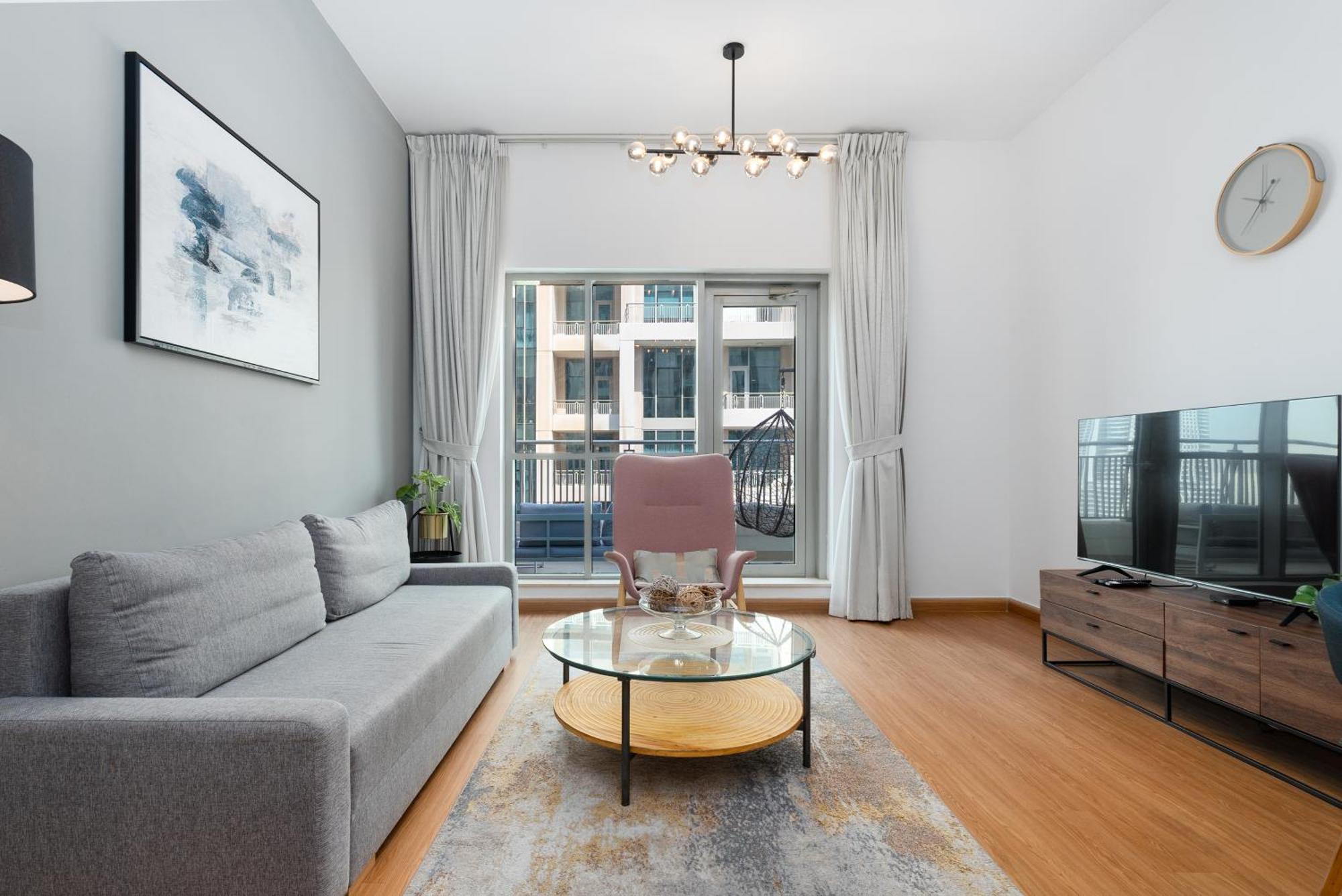Apartamento White Sage - Fountain View Stylish With Spacious Terrace Dubái