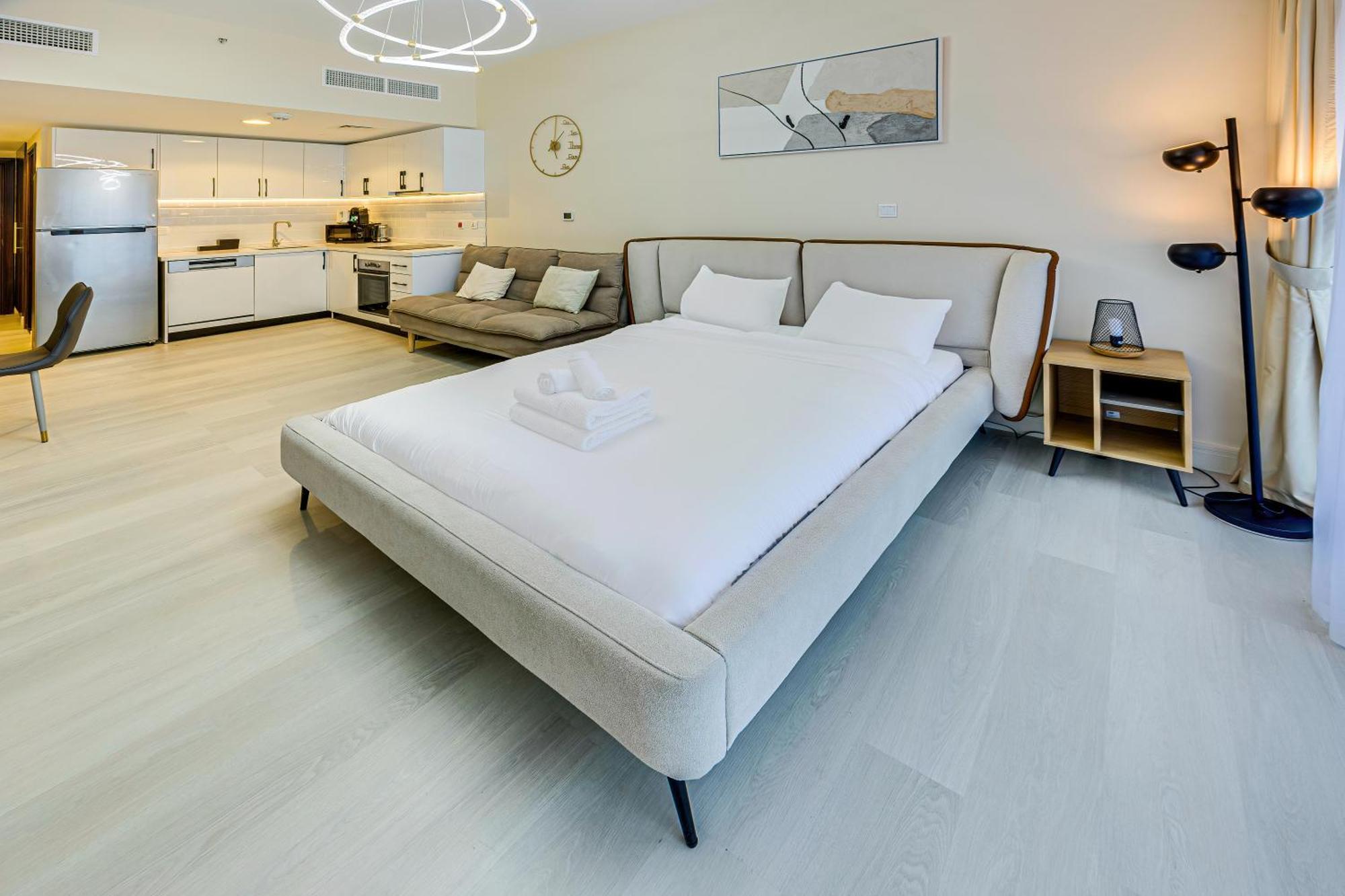 Cozy In Arch Tower Jlt *