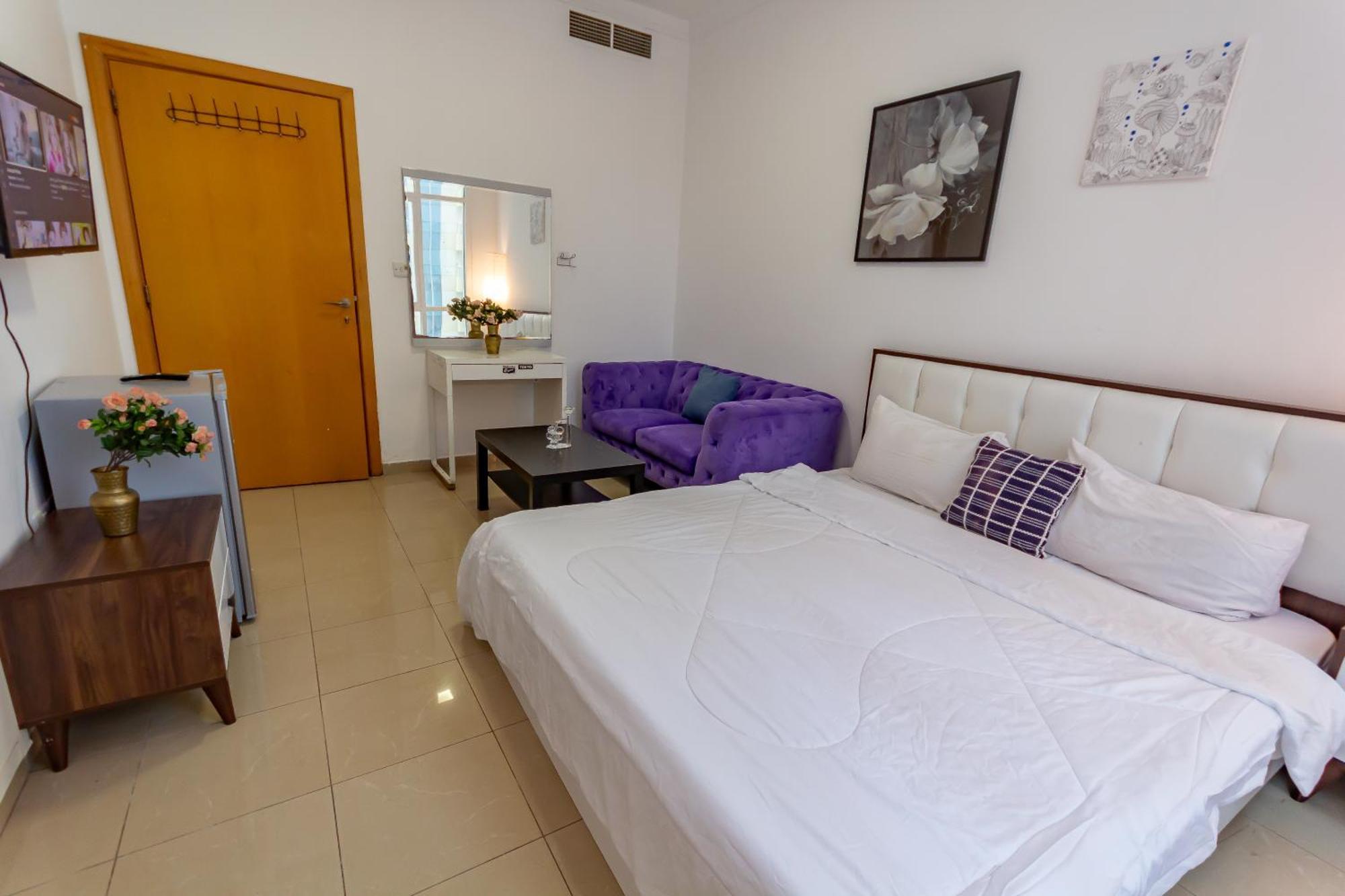 Spacious For Girls In Marina فتيات فقط Lägenhet Dubai