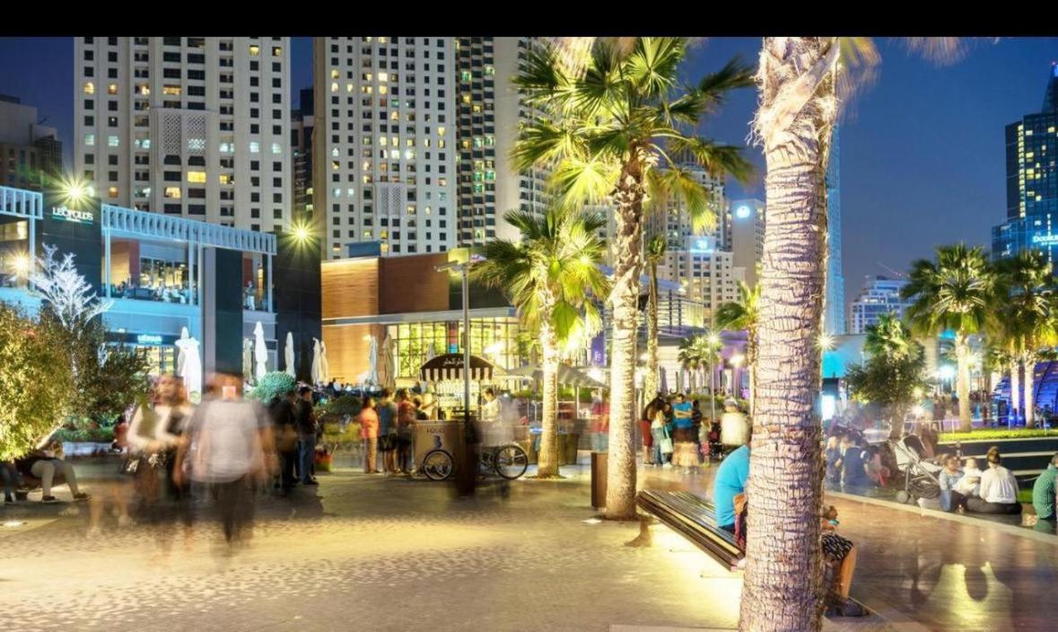 Jumeirah Beach View Premium Albergue *