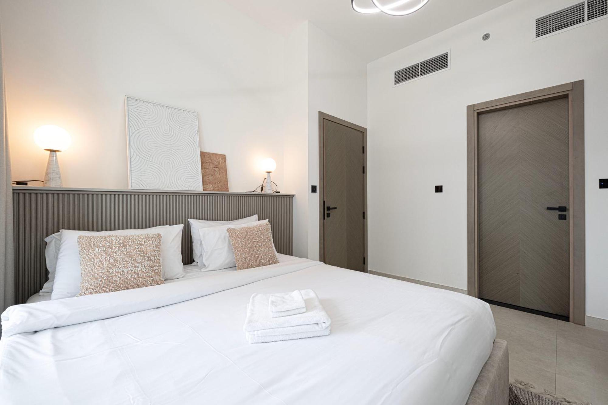 Binghatti Luxury - 5 Minutes From Burj Khalifa Apartamento *