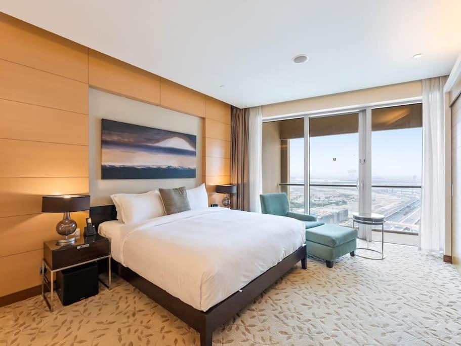 Snug In Mall Steps From Burj Khalifa Appartement Dubaï