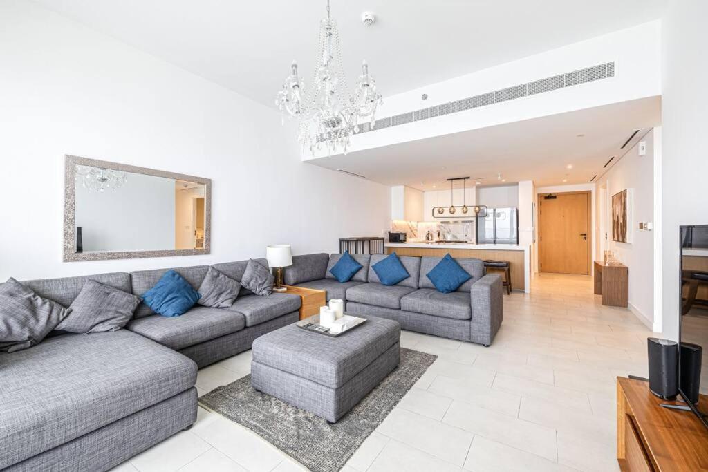 Panoramic Sea View 2br In Jbr *