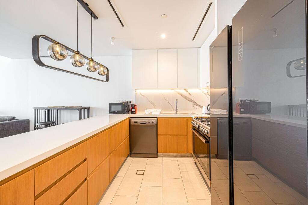 Panoramic Sea View 2br In Jbr Appartement