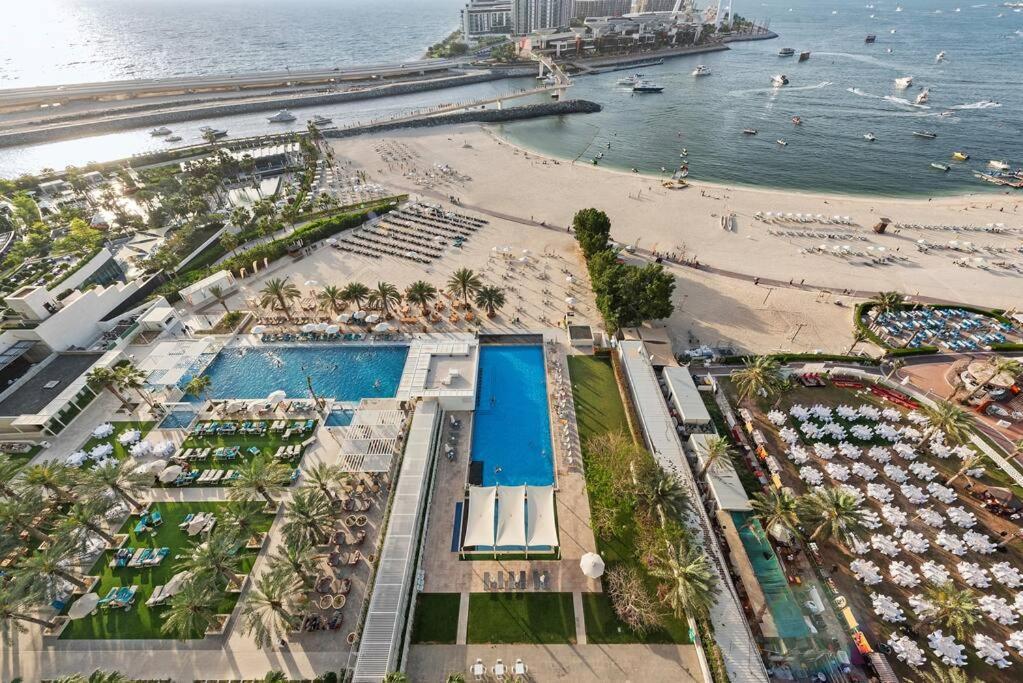 Apartamento First Class 2br Vibrant Waterfront District