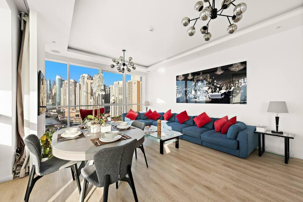 First Class 2br Vibrant Waterfront District Apartamento Dubai