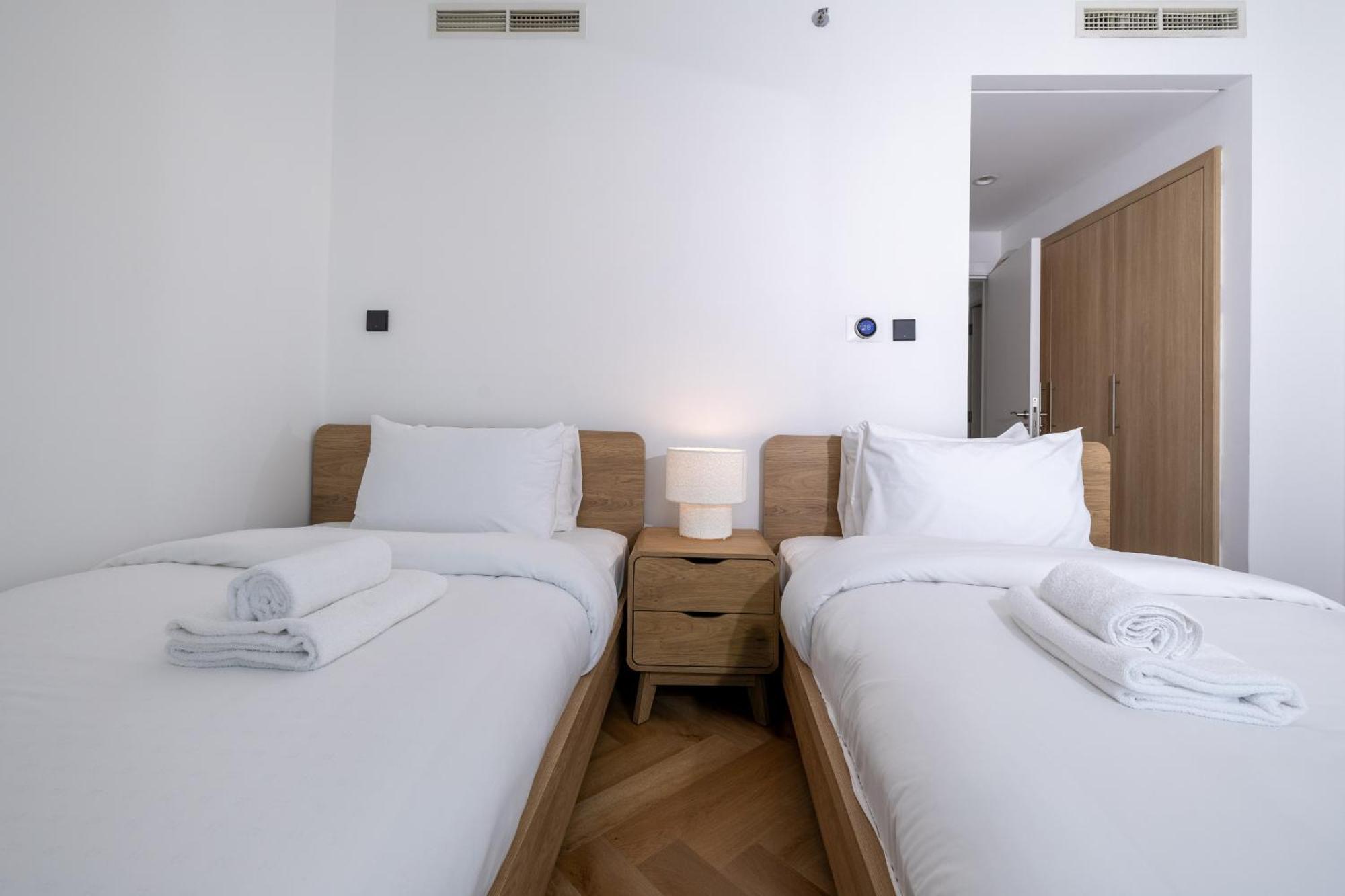 Apartemen Upgraded With Stunning Burj Khalifa View *