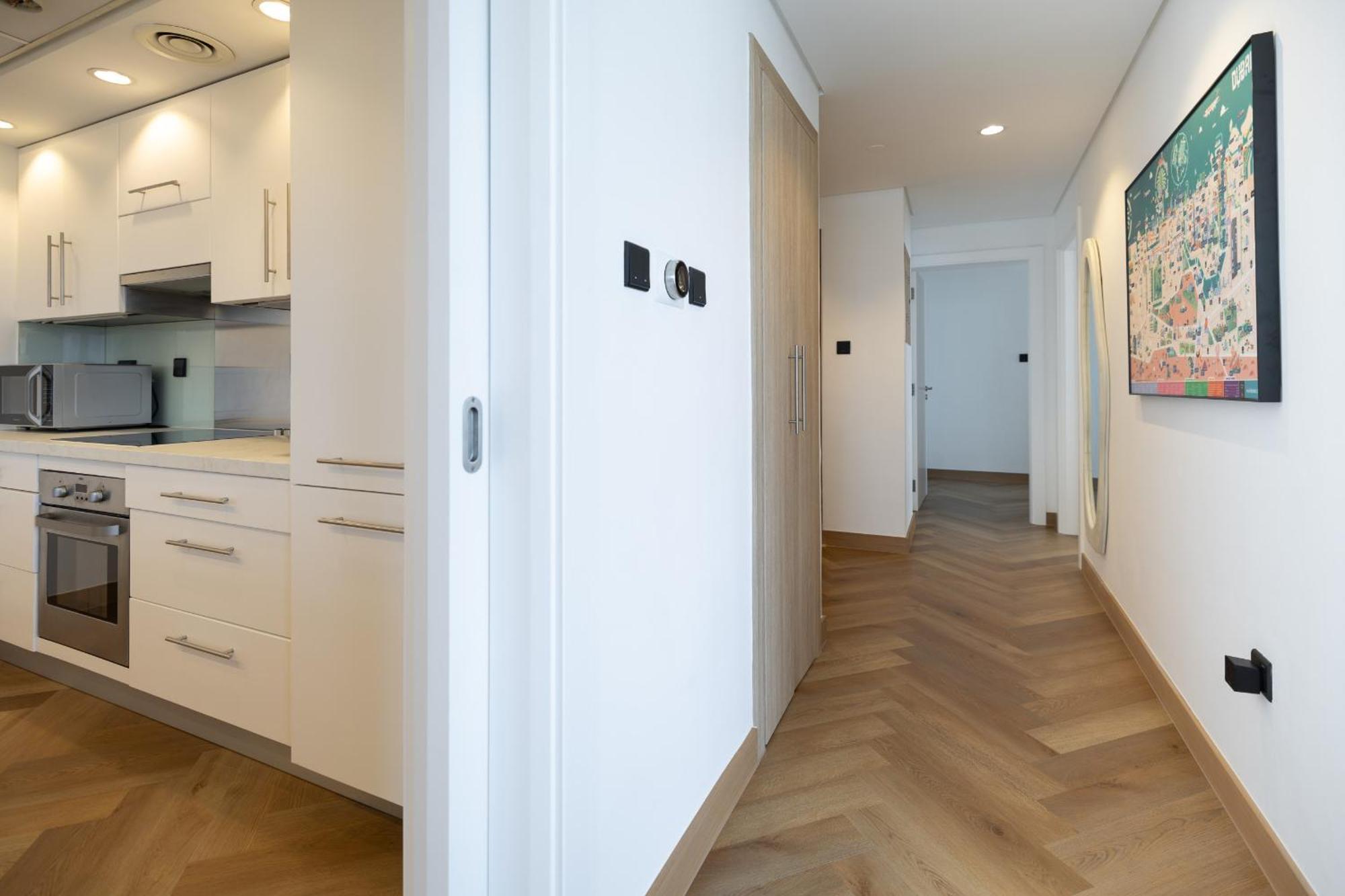 Upgraded With Stunning Burj Khalifa View Apartemen Dubai