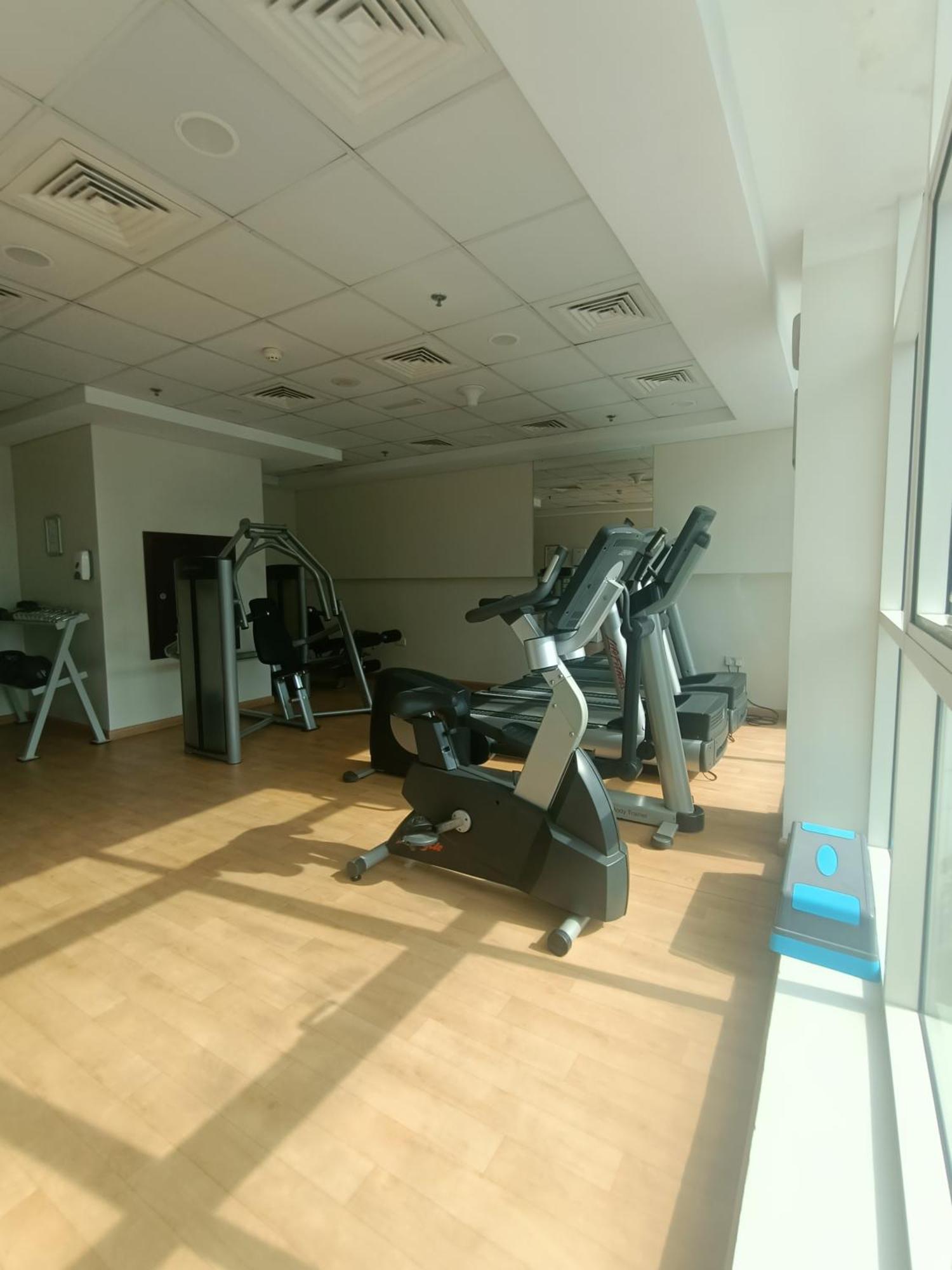 Apartment Relaxing 2br Haven In Marina Perfect Location & Amenities Dubai