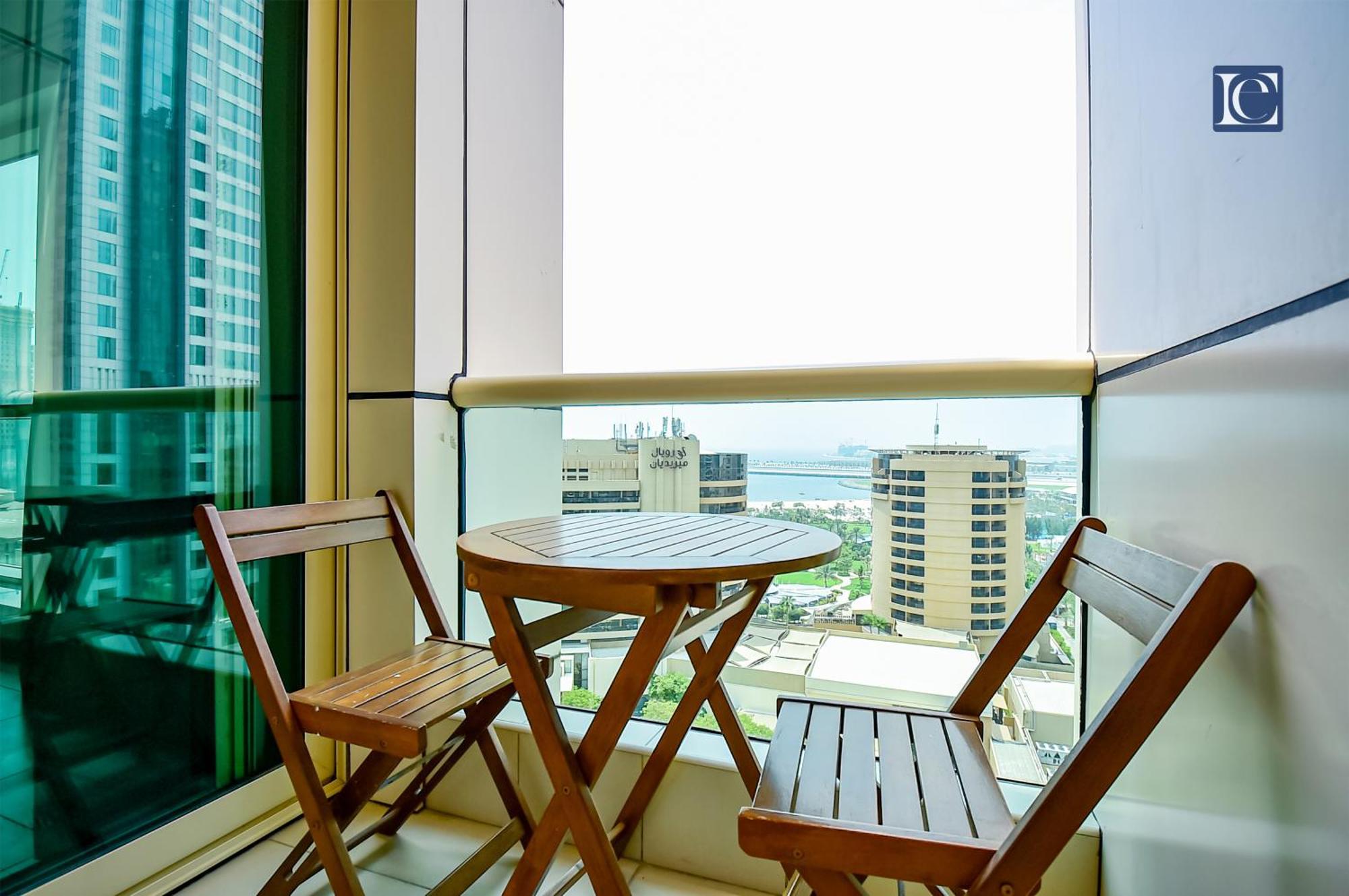 Apartamento Luxury Escapes - Furnished With Balcony In Royal Oceanic Dubai