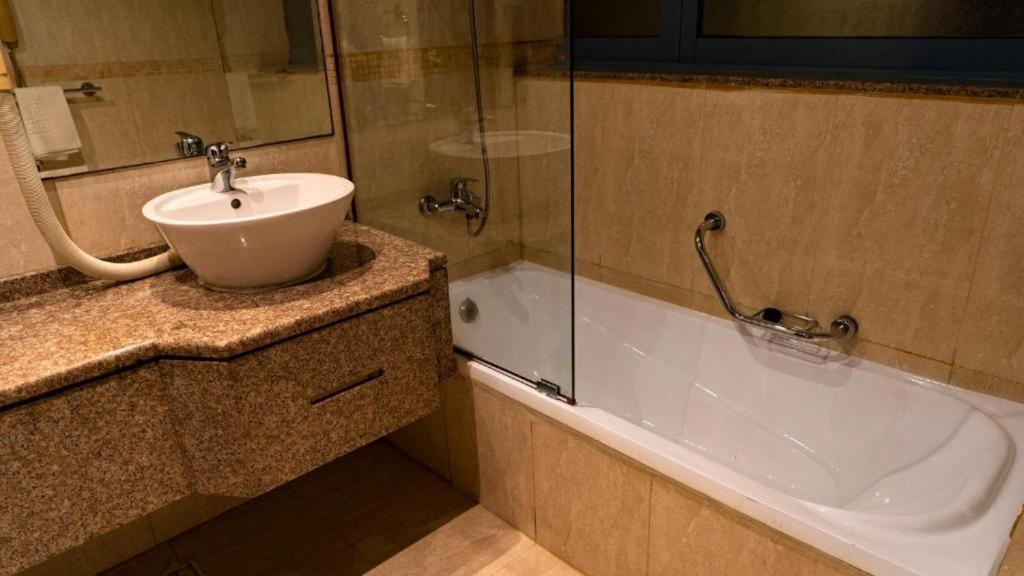 Hotel Boonmax Dubaï