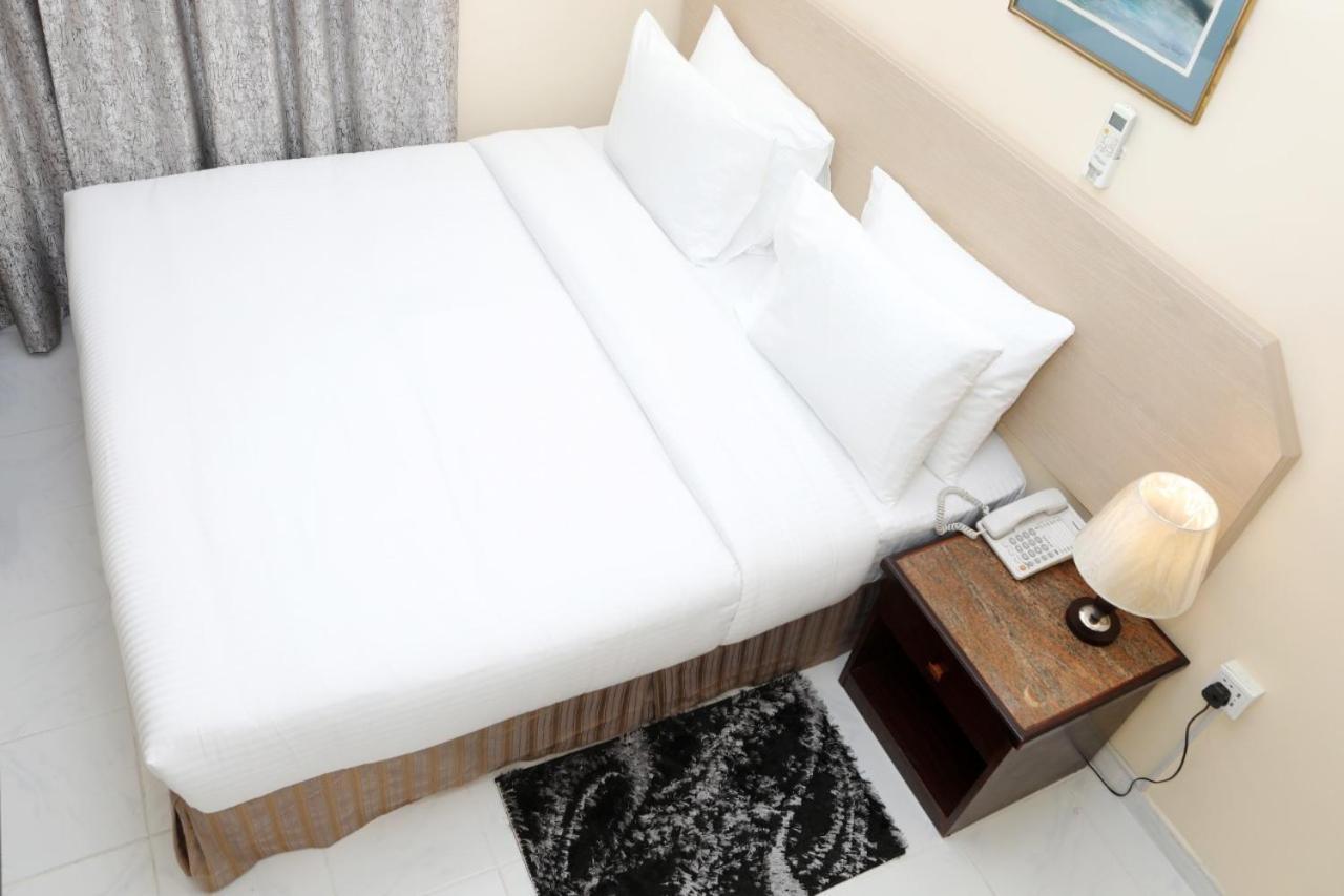 Blue Sky Way Hotel
