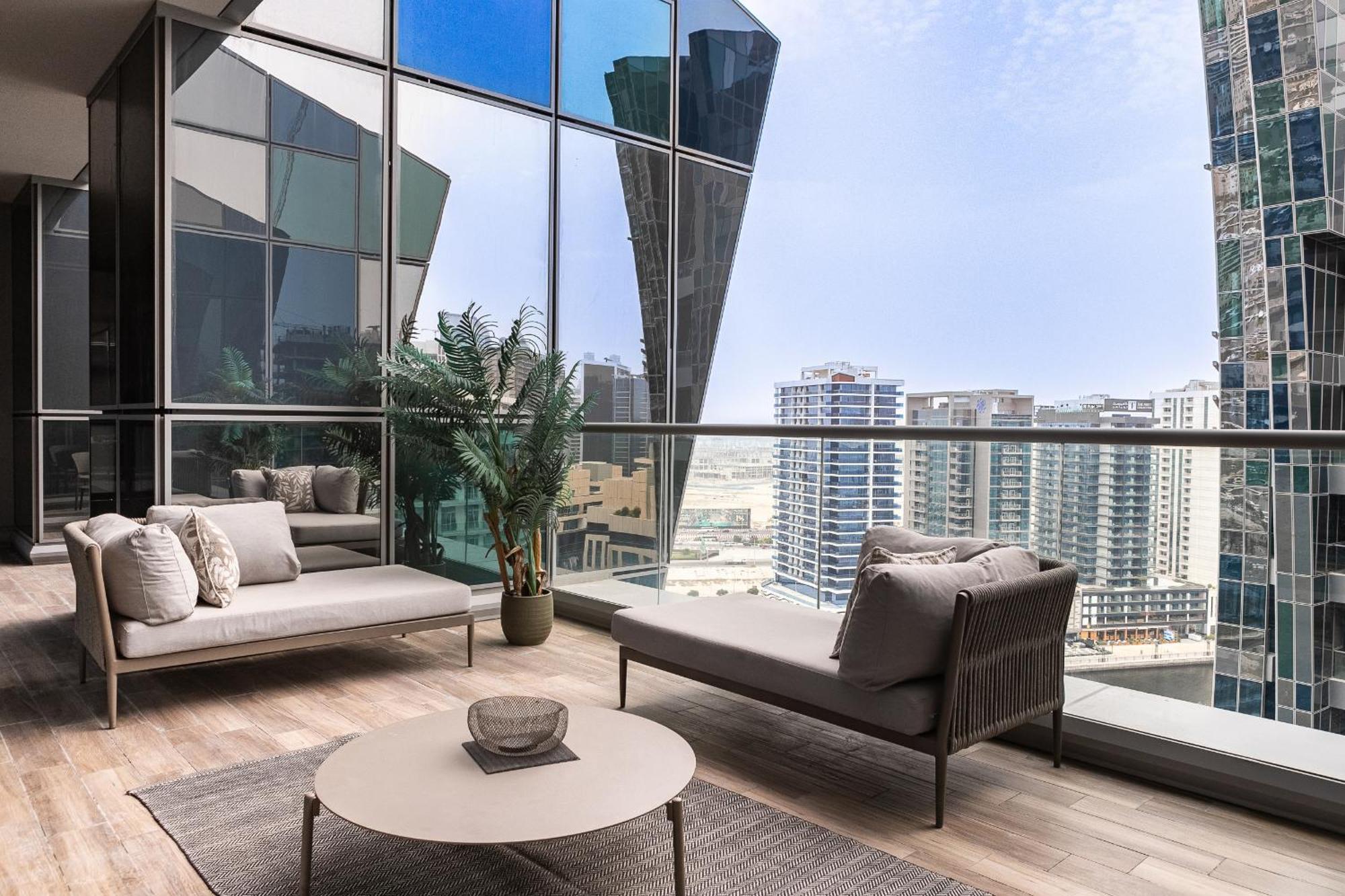 Simply Comfort In J One Tower Dubai