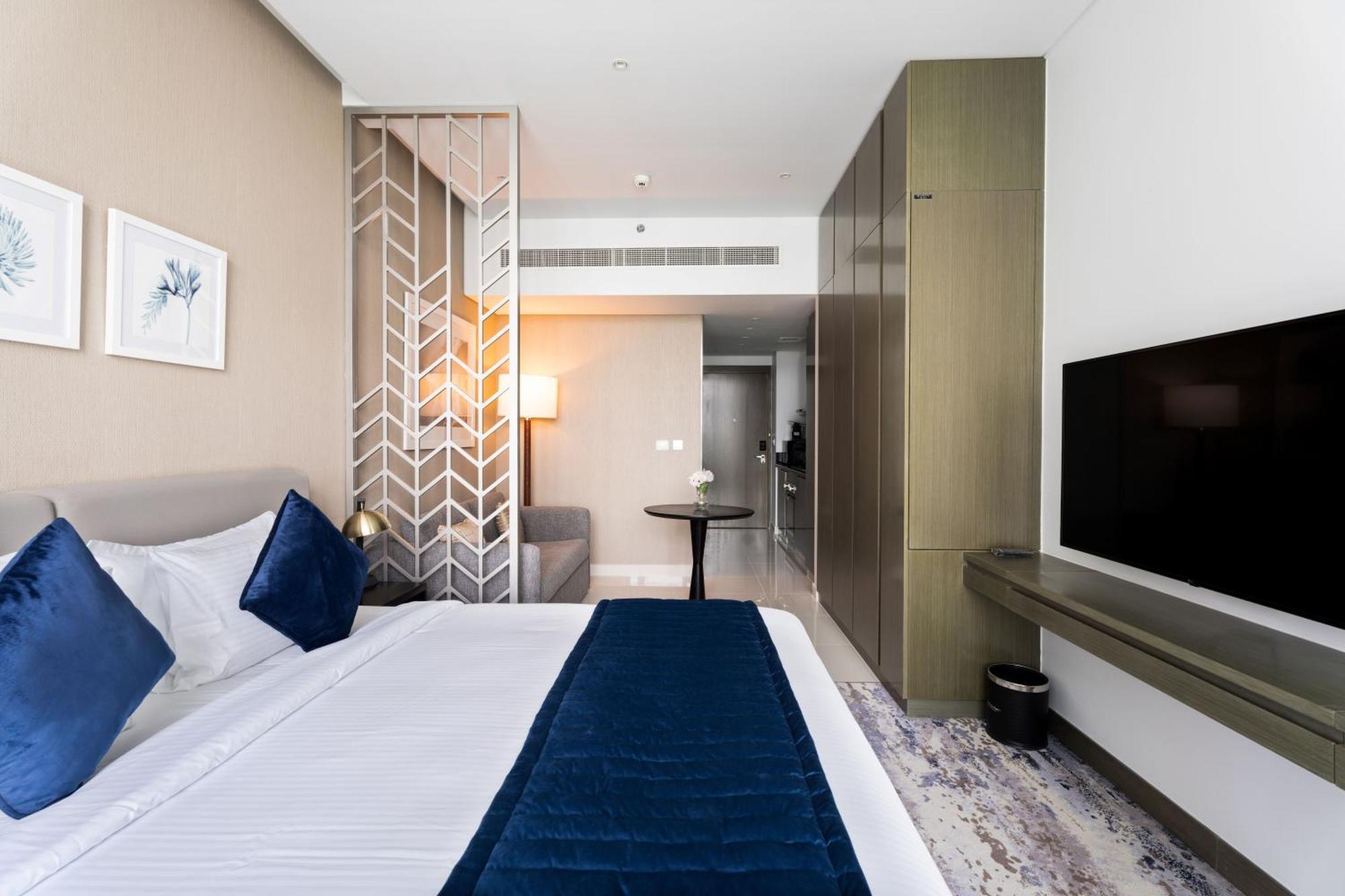 Aliving Stylish At Damam Prive With Balcony And Partial Burj Khalifa View-1315 Apartamento