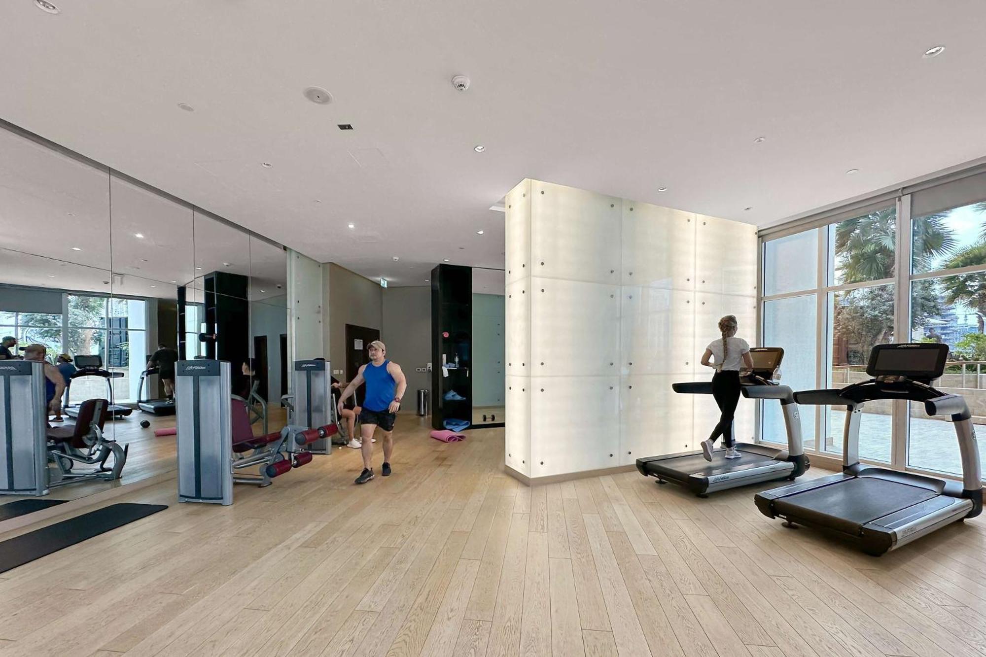 Apartamento Aliving Stylish At Damam Prive With Balcony And Partial Burj Khalifa View-1315 *