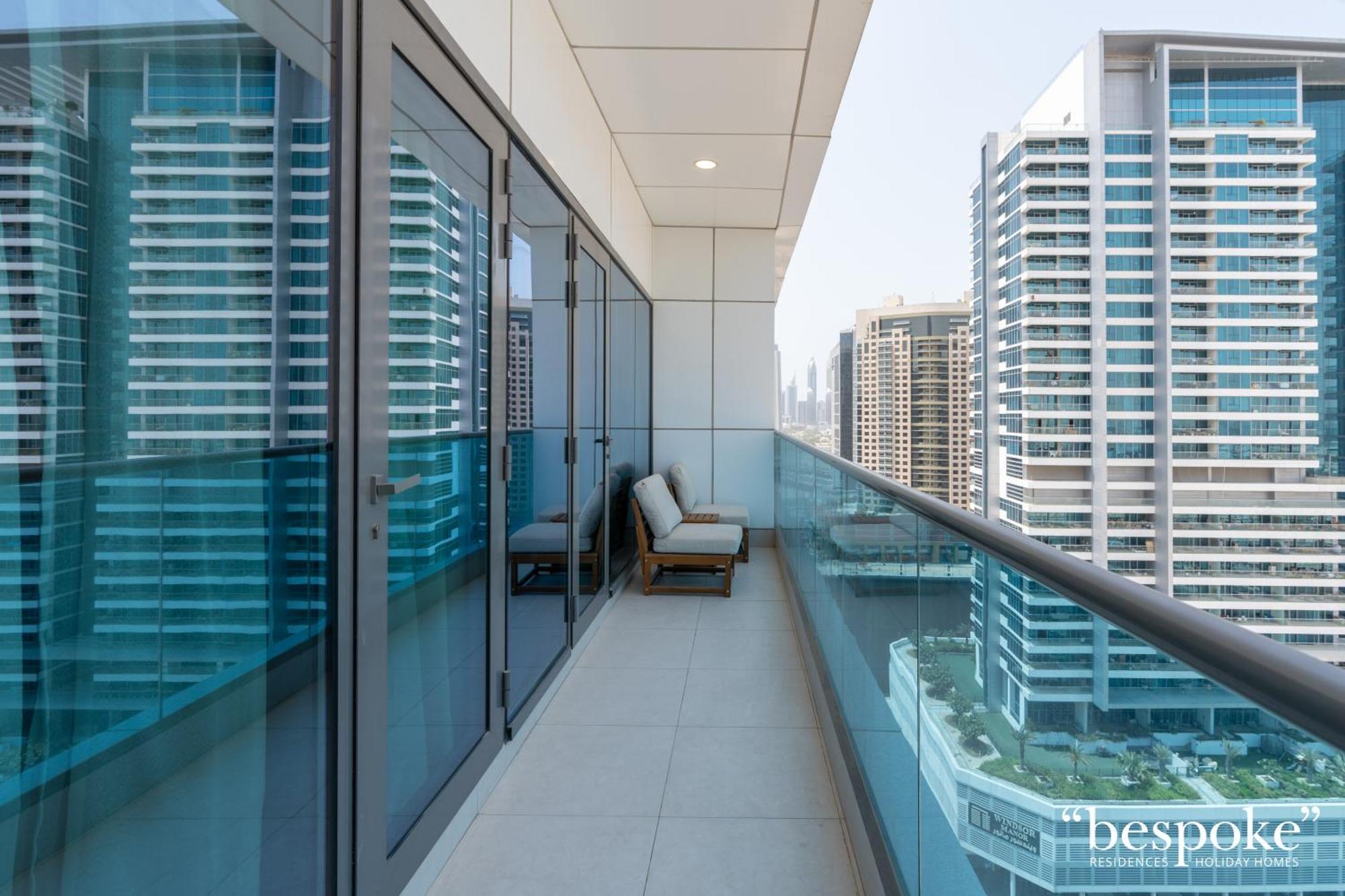 Appartement Bespoke - The Bay Residence, Stunning Views Dubaï