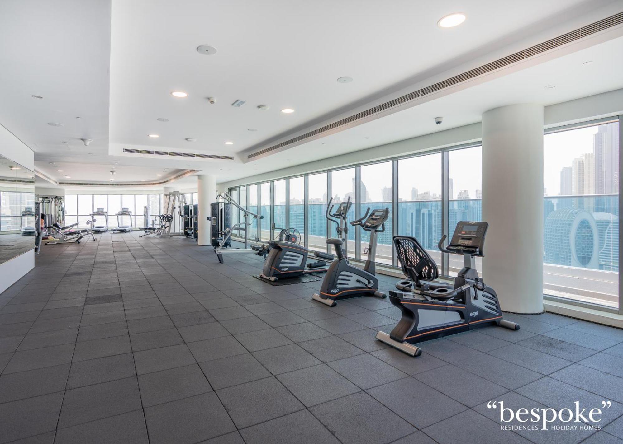 Bespoke - The Bay Residence, Stunning Views Appartement Dubai