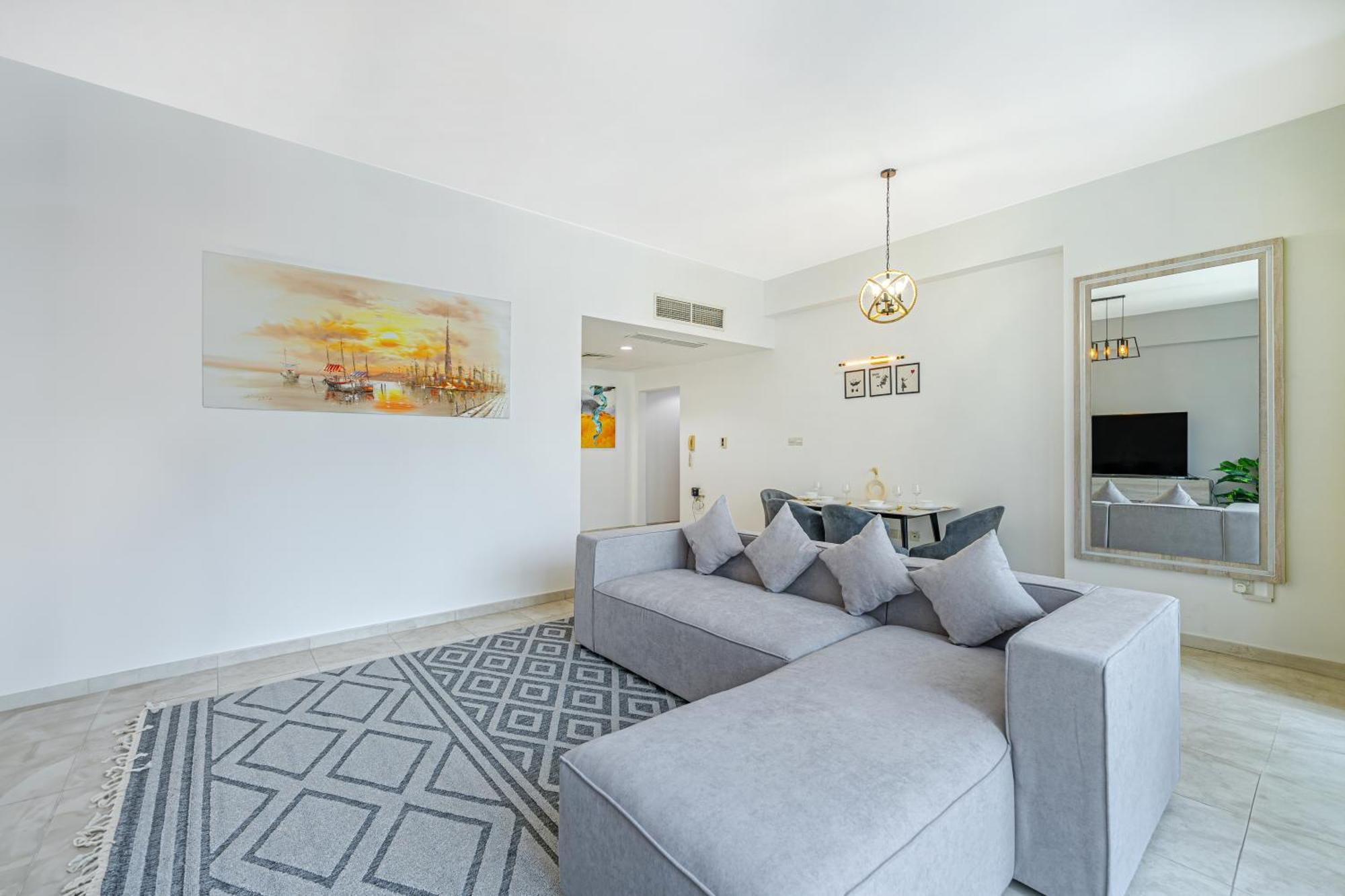 Appartement Savis Homes- Modern & Stylish Marina View *