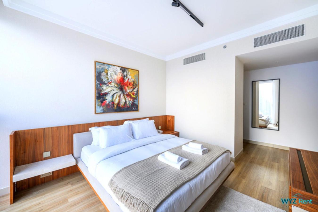 Spectacular 3 & Half Br In Downtown ,burj Khalifa View * Dubaï