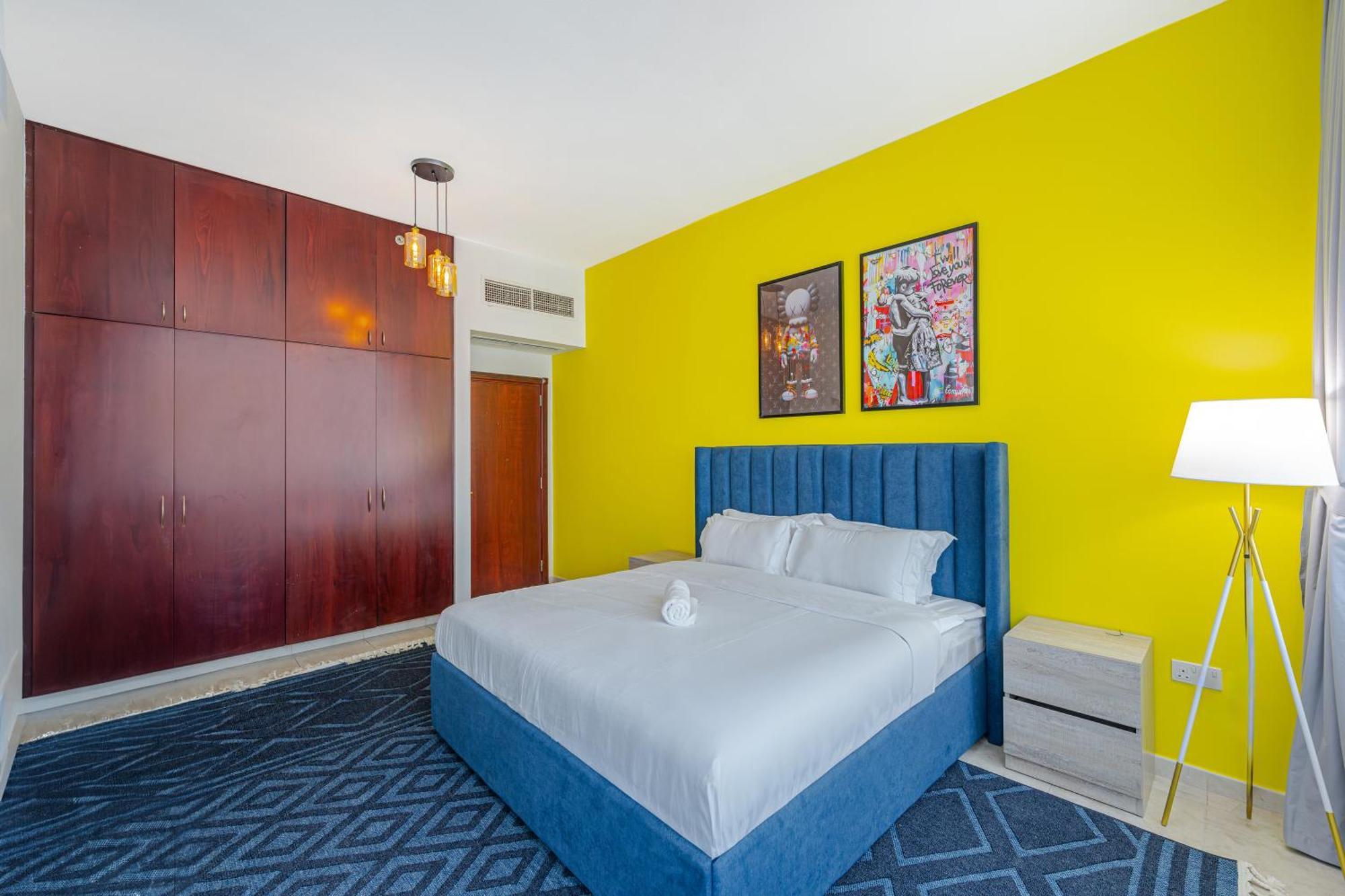 Savis Homes- Modern & Stylish Marina View Appartement