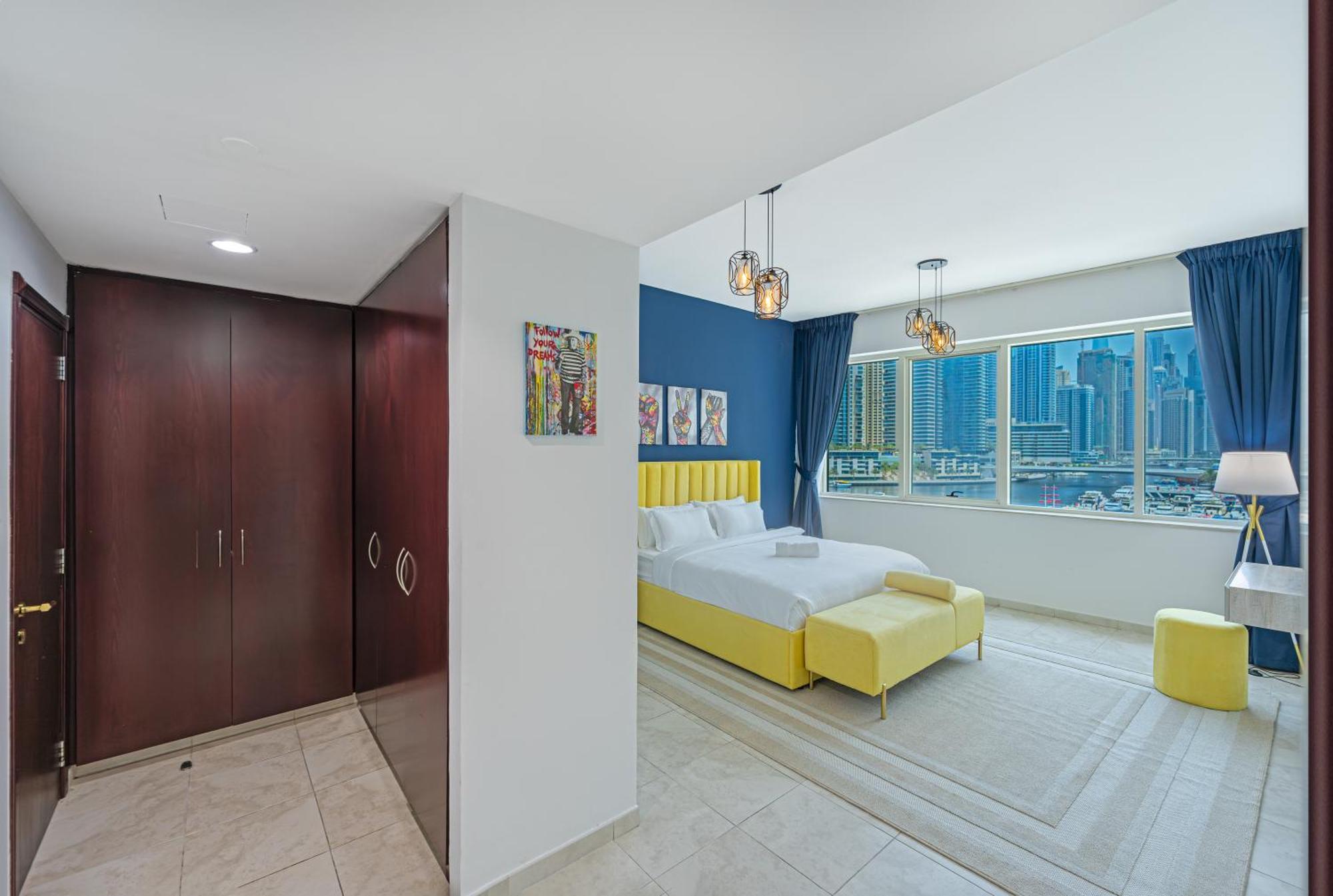 Savis Homes- Modern & Stylish Marina View Appartement *