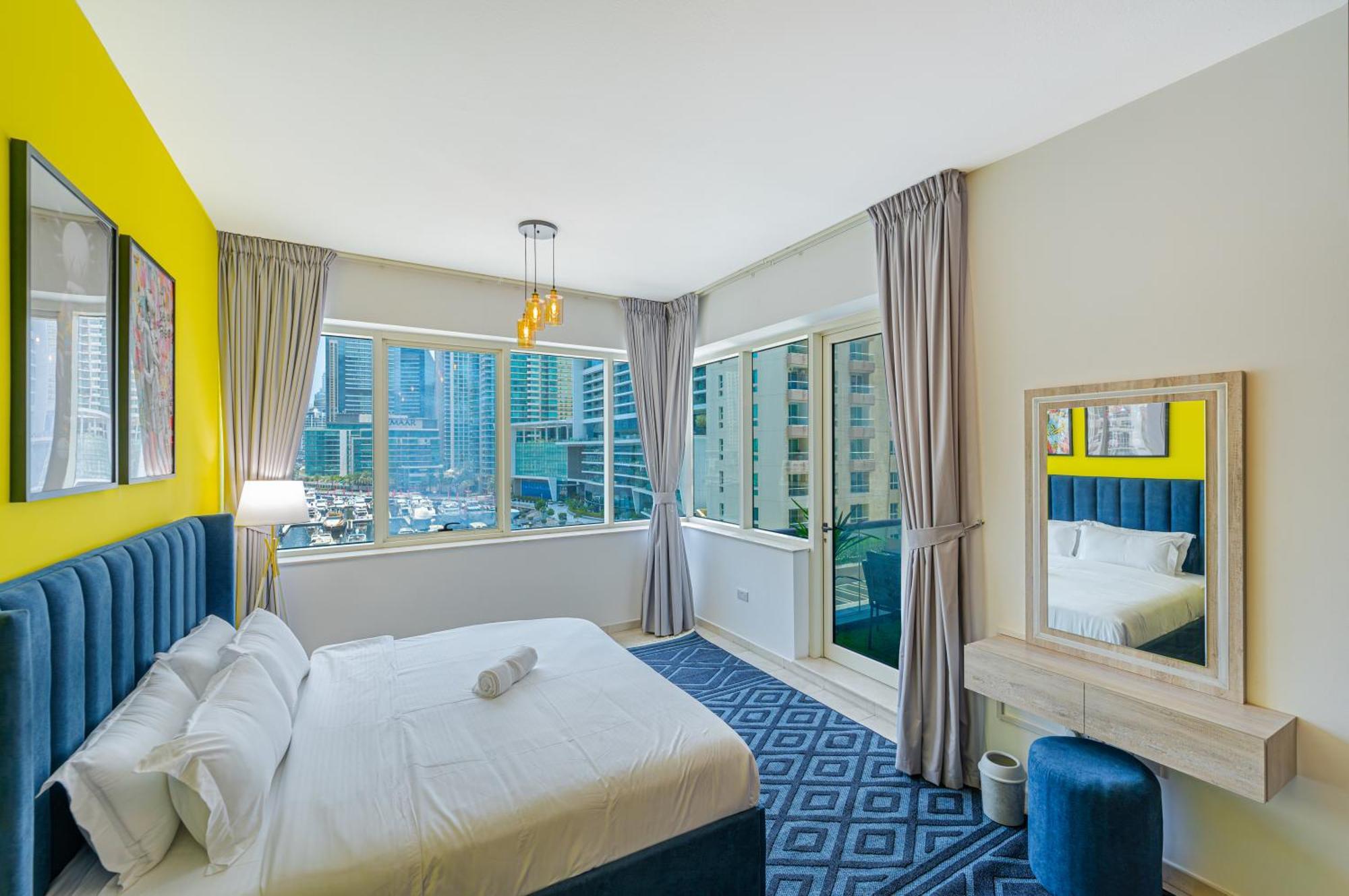 Savis Homes- Modern & Stylish Marina View *