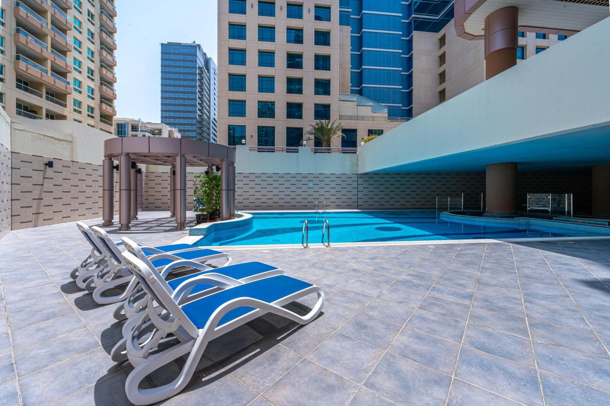Savis Homes- Modern & Stylish Marina View