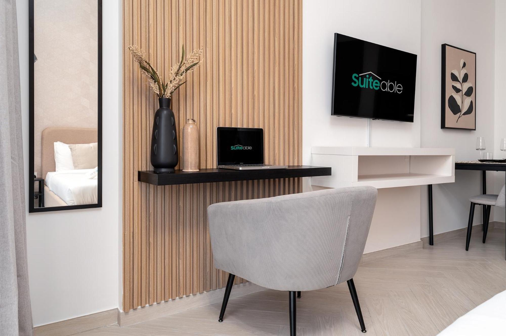 Appartement Upscale In Jvc With Exquisite Finishing *
