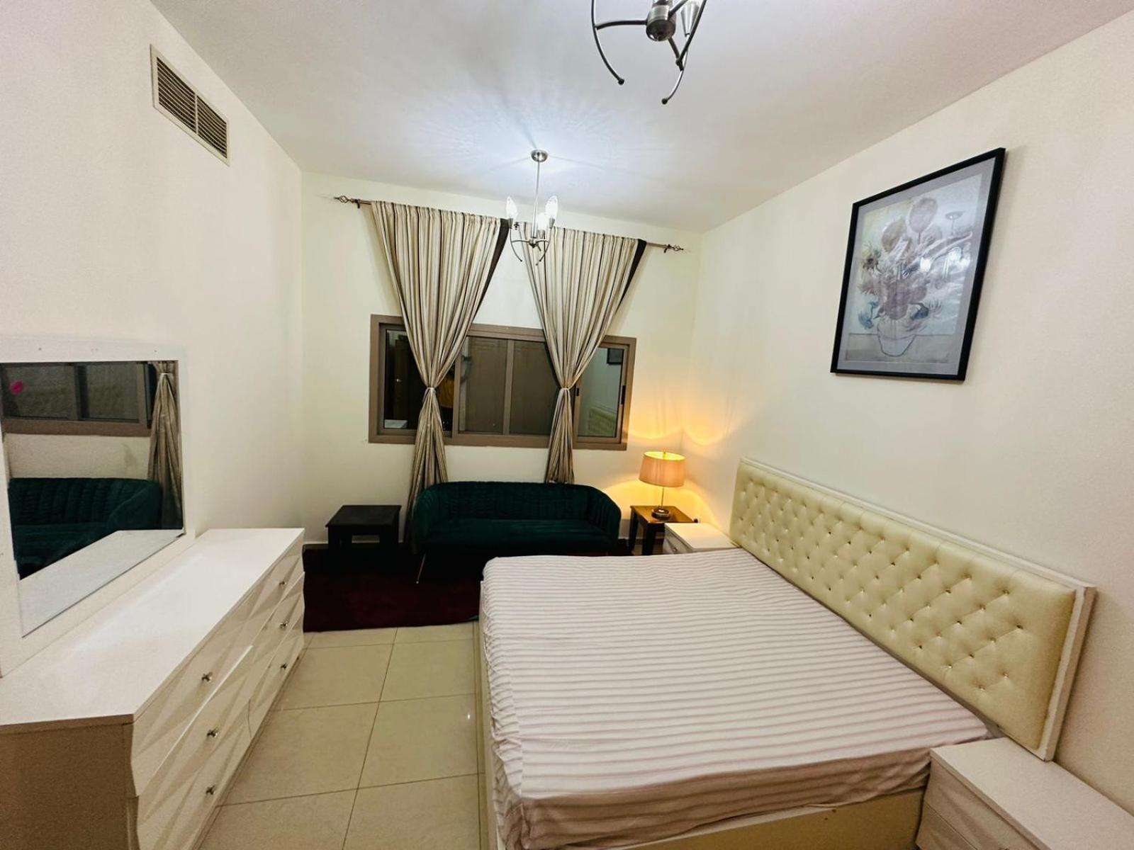 Ready To Rent Partitions Bed Spaces & *