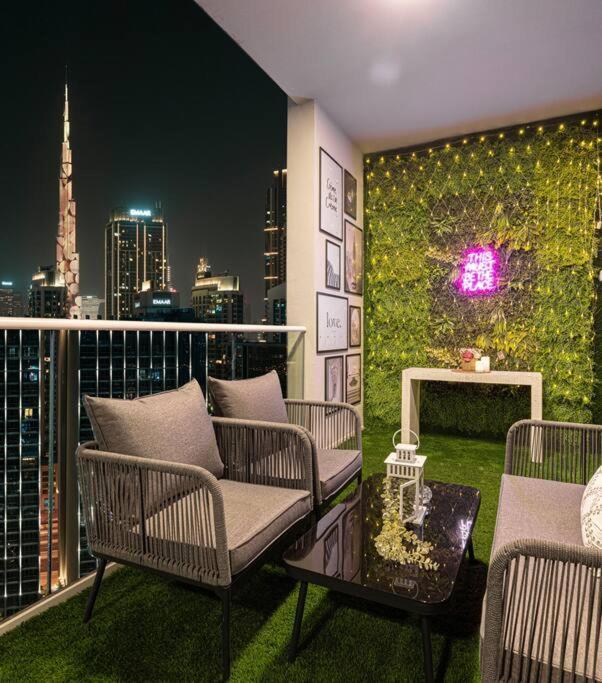 Appartement Gorgeous 2br With Full Burj Khalifa View, 5 Mins From Mall Dubaï