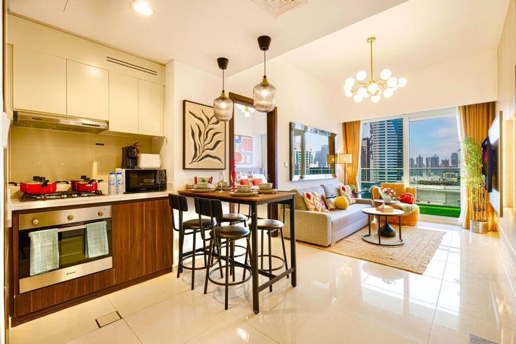 Gorgeous 2br With Full Burj Khalifa View, 5 Mins From Mall Dubaï