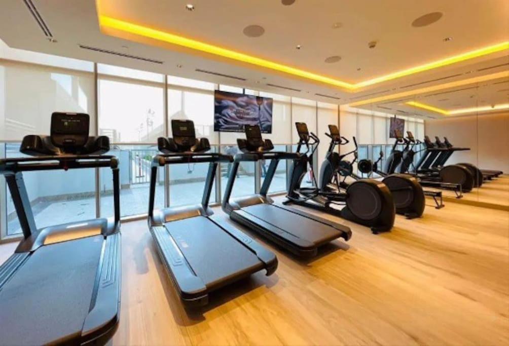 Appartement Lavish 10 Min Downtown Dubaï