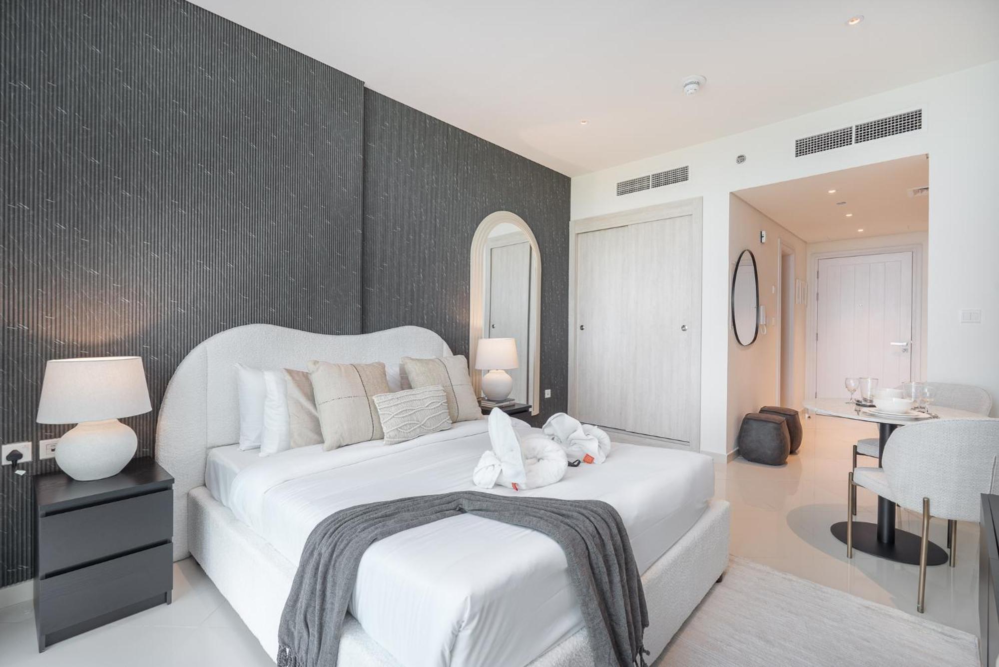 Marvelous Studio In Seven Palm! Apartemen *