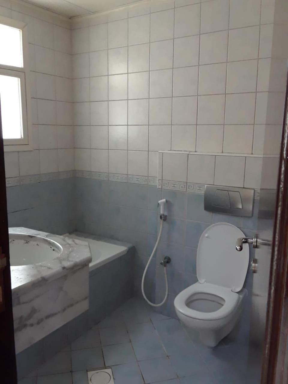 Private - Al Nahda2 Near Zulekha Hospital Dubaï