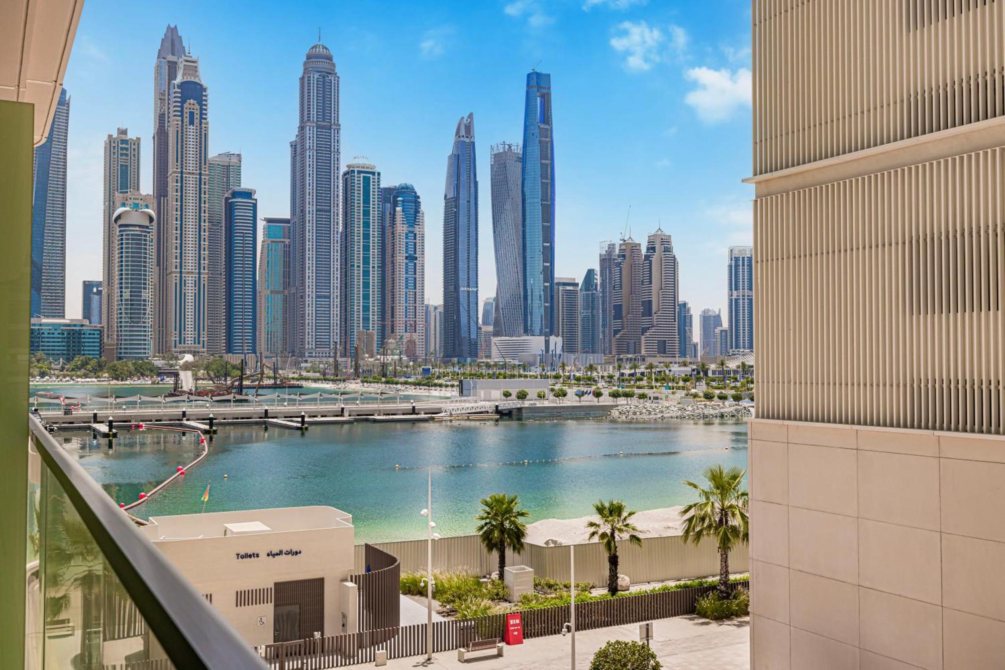 Appartement Amazing Brand New 1br With Private Access Dubaï