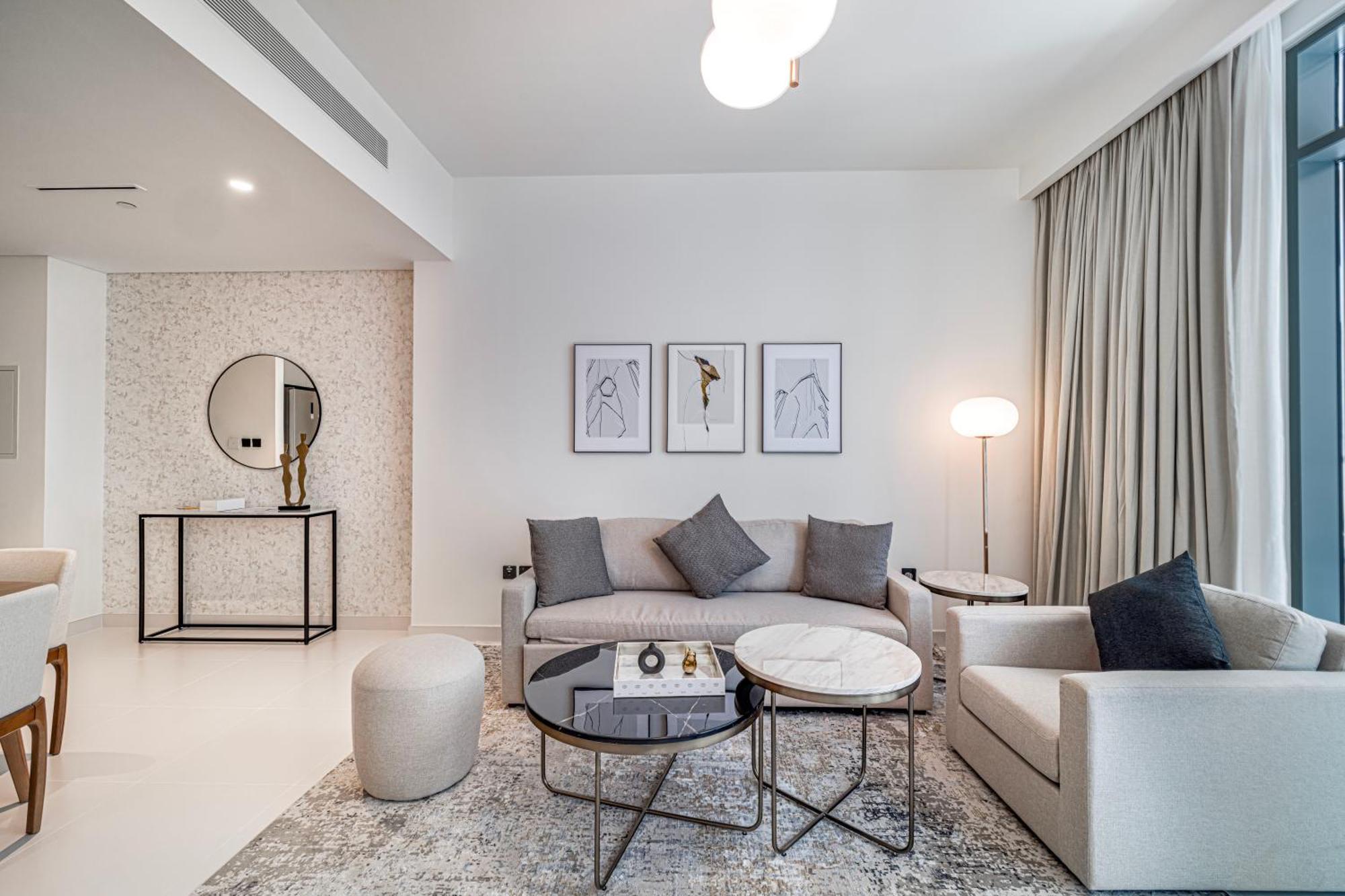 Amazing Brand New 1br With Private Access *