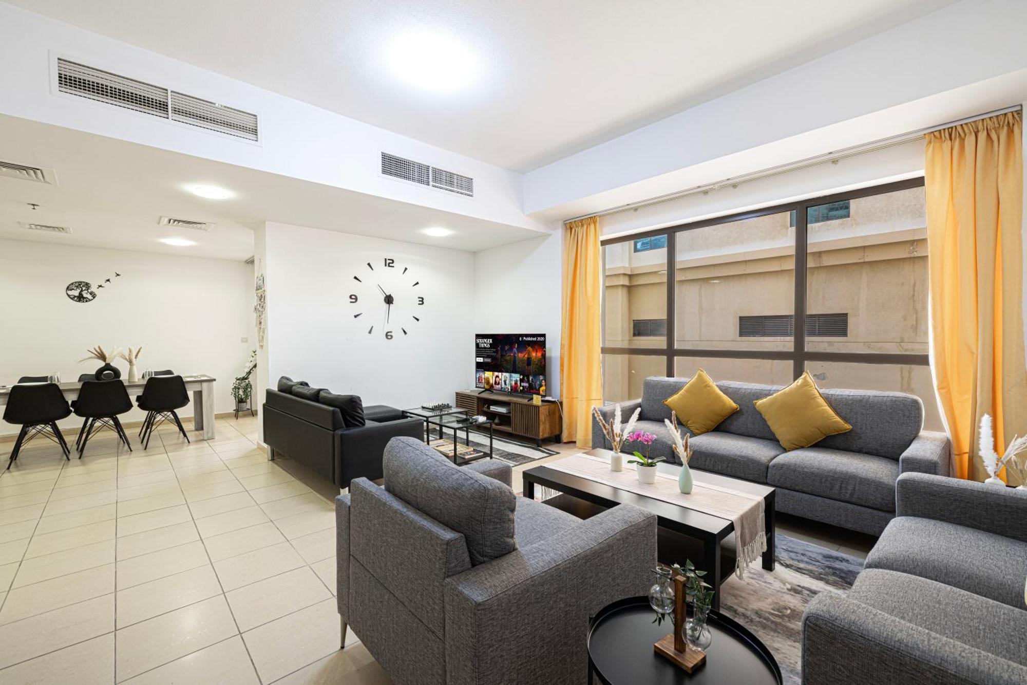 Moonlight Jbr - 2min Walk To Jbr Beach - Gym - 2min Metro Station - Poll *