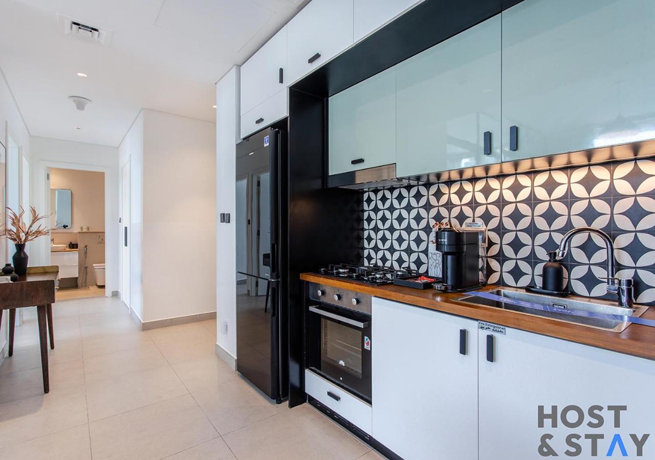 Minimalist 2br In Hills Appartement