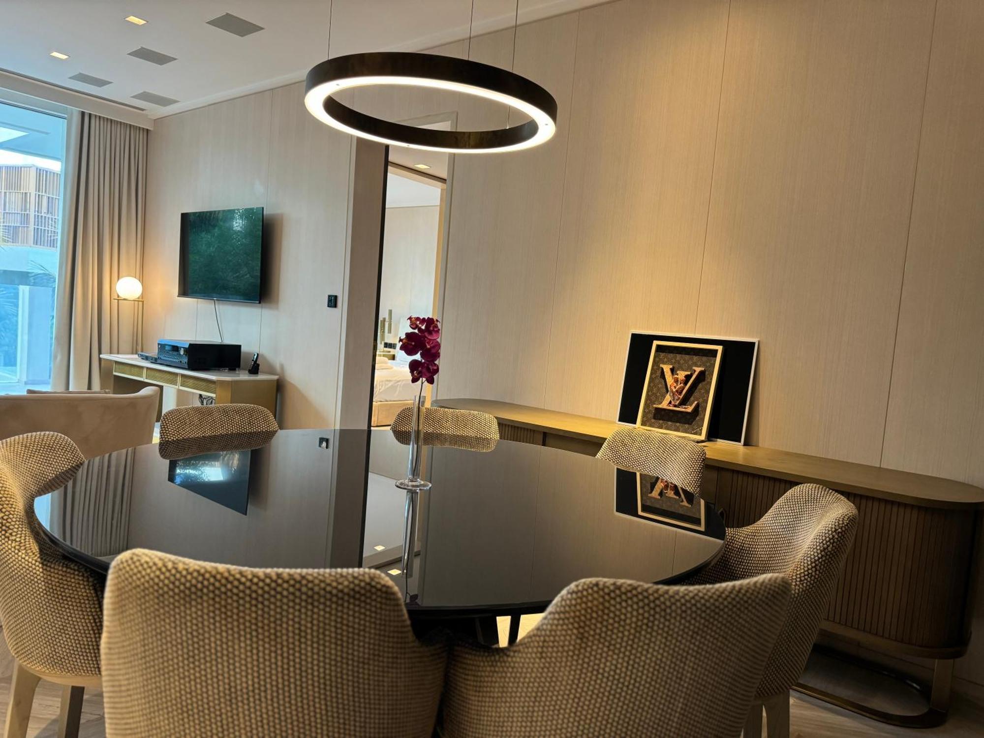 Apartment Ashri Hh In Five Palm Jumeriah Dubai