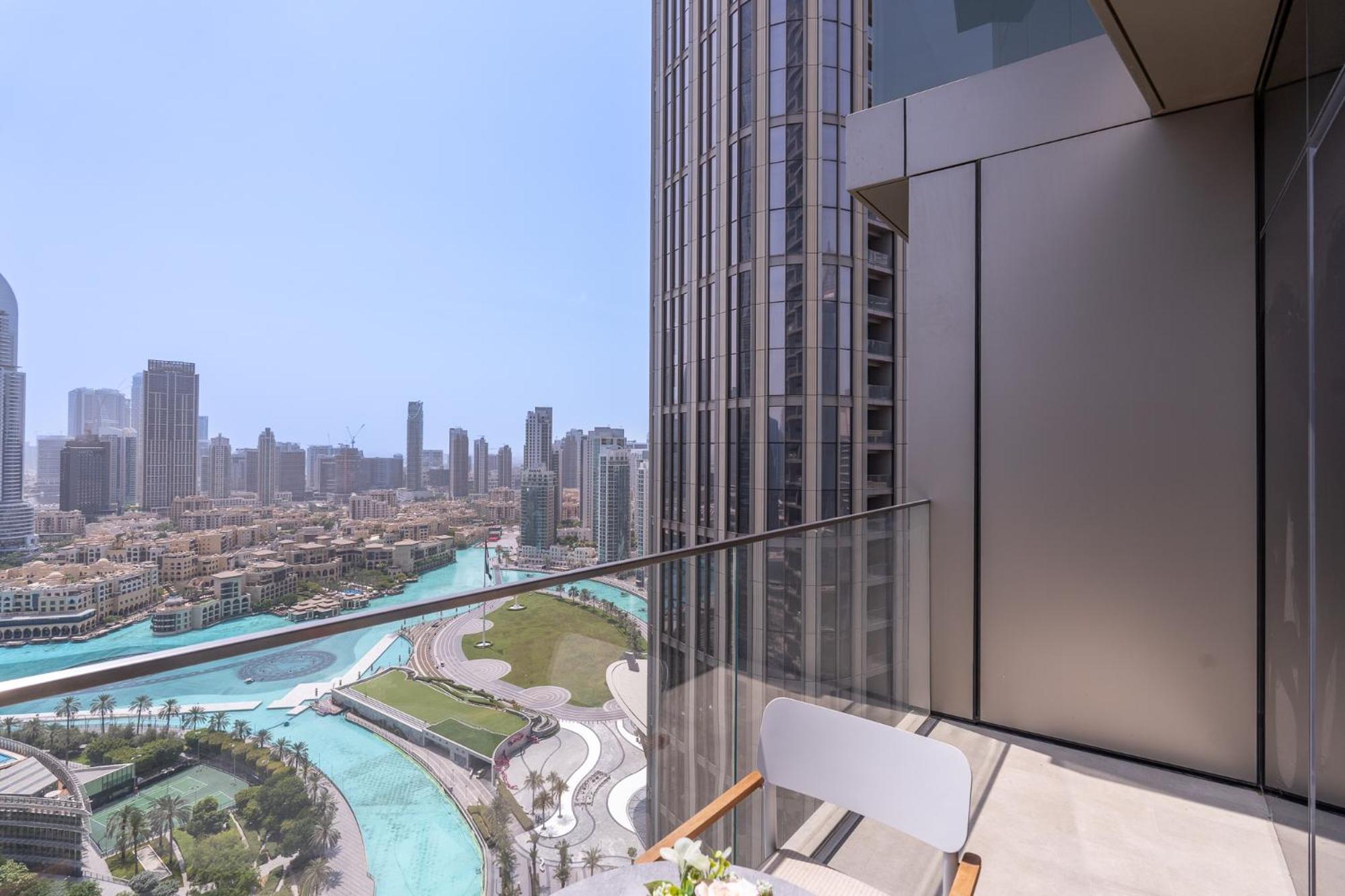 Apartemen Address Residences Opera - Burj Khalifa Views 2 & 3-bedroom 1 Minute Walk To Burj Khalifa, Mall, Fountain By Heaven Crest Dubai