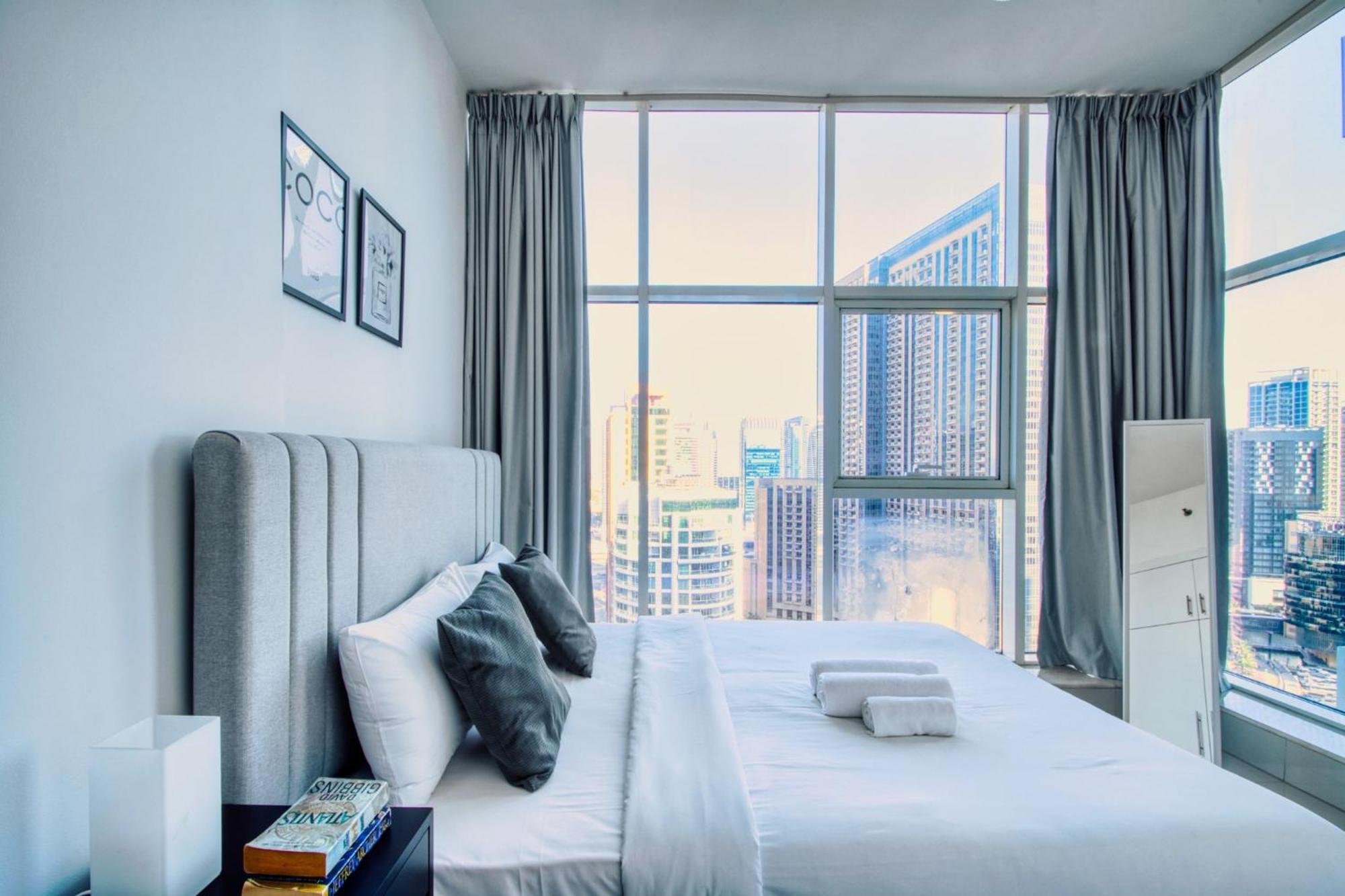 Shoresinn - Spacious Unit With Marina View Apartment
