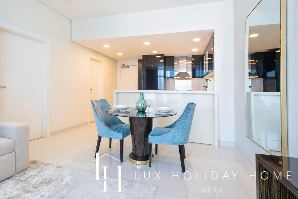 Lux The Bays Edge Canal View Apartamento *