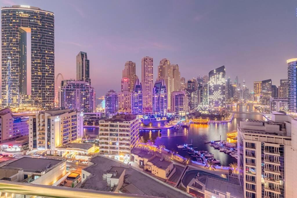 Appartamento Spacious & Stylish 3 Bedroom W Mesmerizing Marina View Dubai