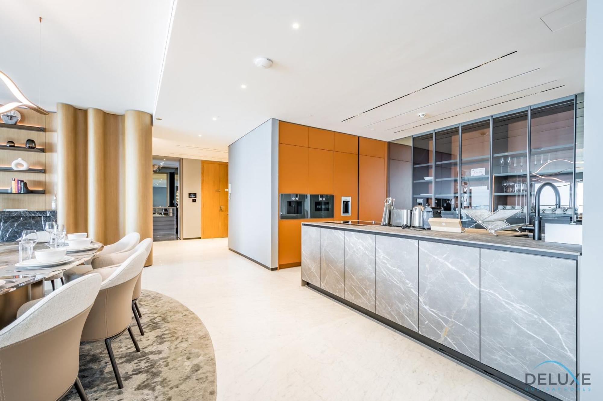 Appartement Picturesque 3br With Assistant In The One Jbr By Deluxe Homes *