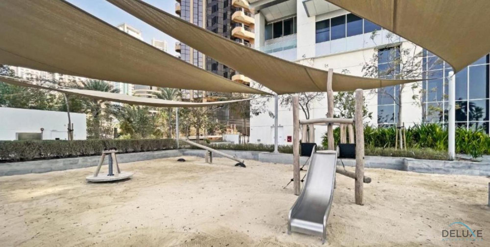 Picturesque 3br With Assistant In The One Jbr By Deluxe Homes Appartement