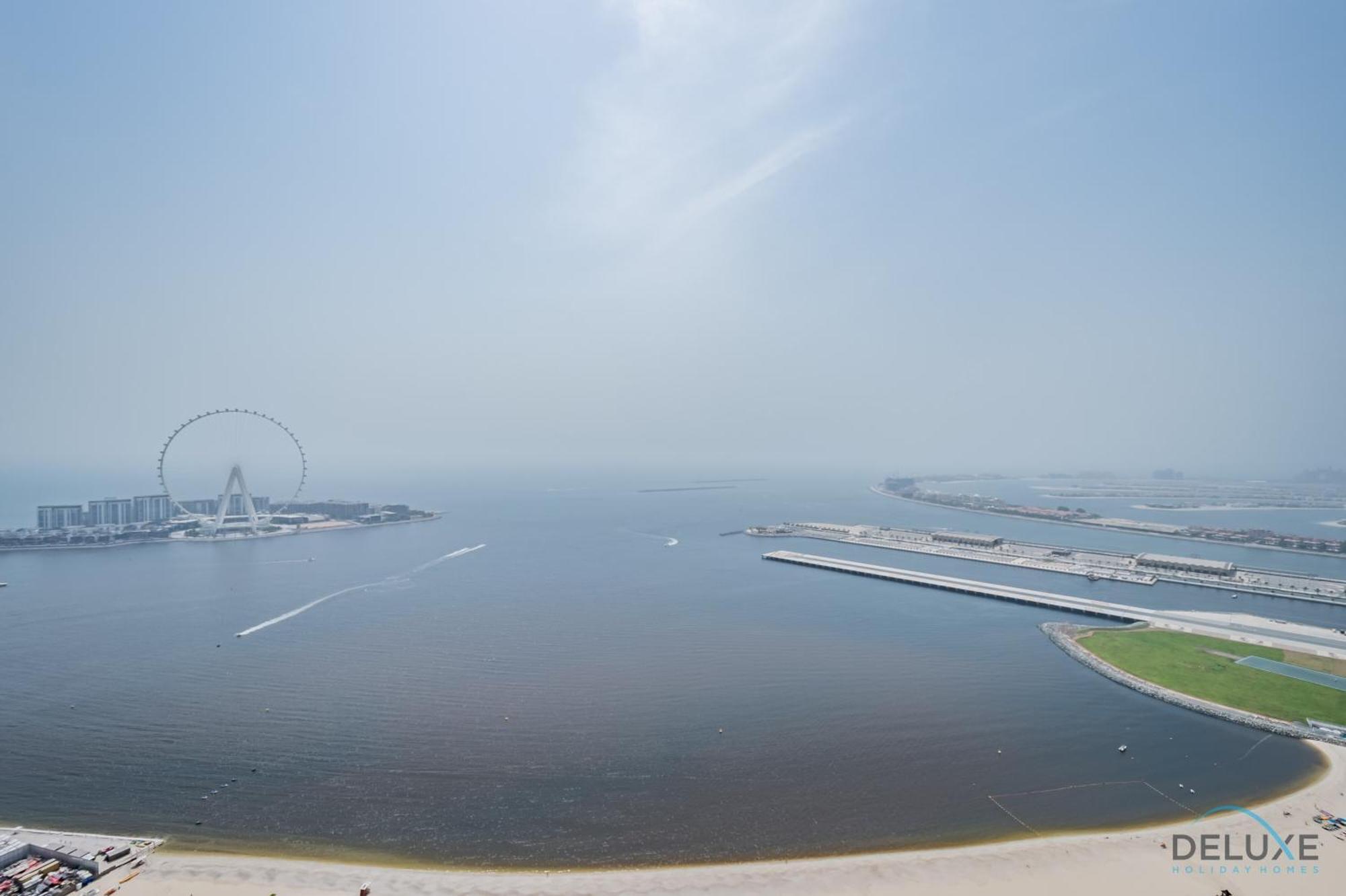 Appartement Picturesque 3br With Assistant In The One Jbr By Deluxe Homes