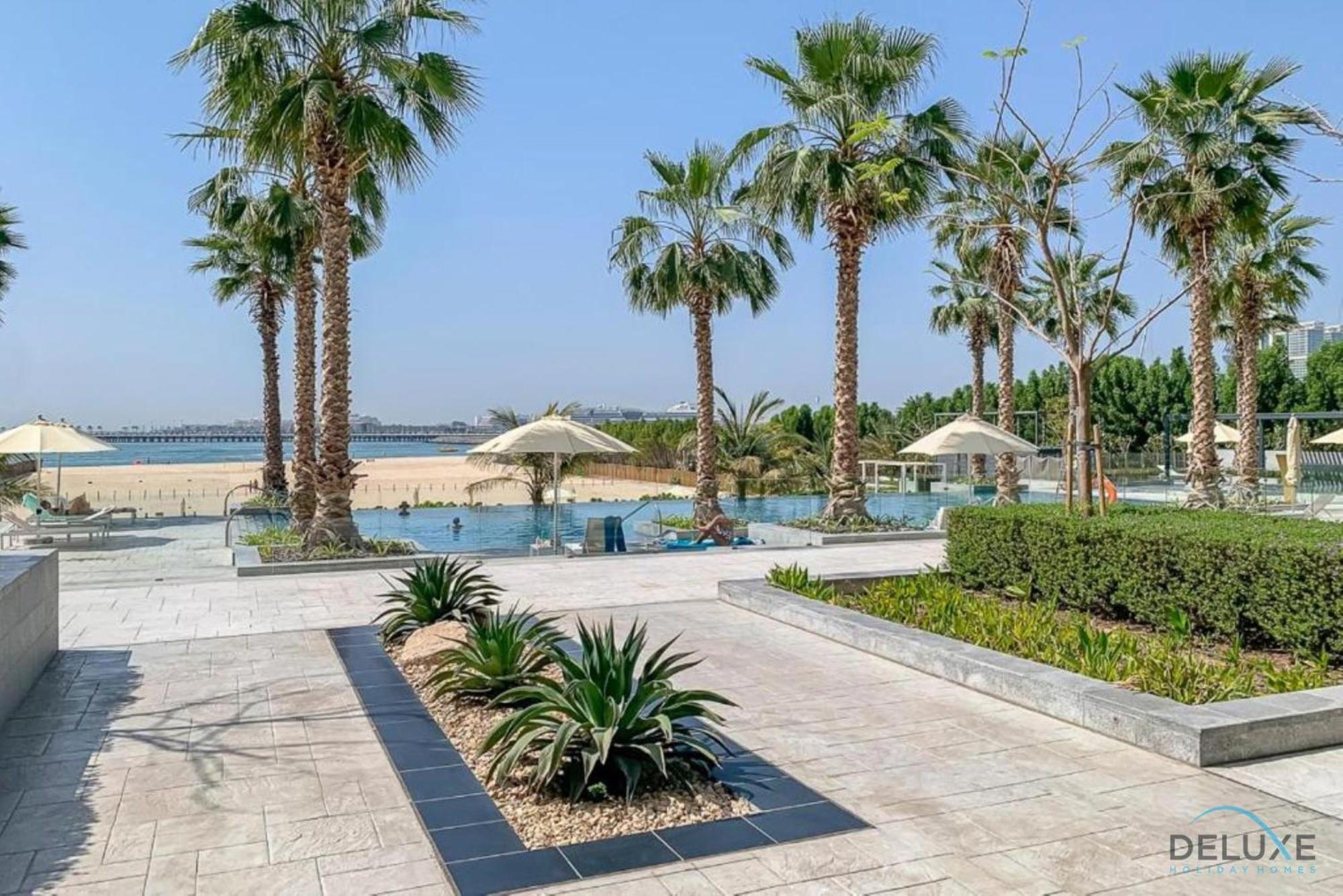 Picturesque 3br With Assistant In The One Jbr By Deluxe Homes Appartement Dubaï